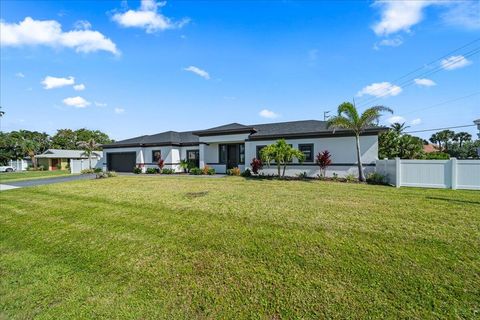Single Family Residence in Melbourne Beach FL 120 Richards Road 7.jpg