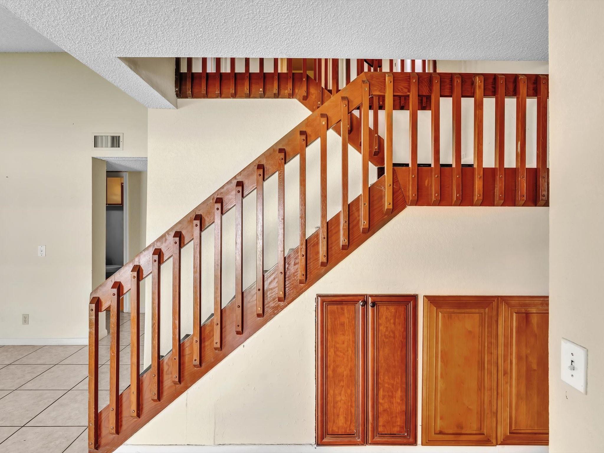 BEACON HILL - Residential