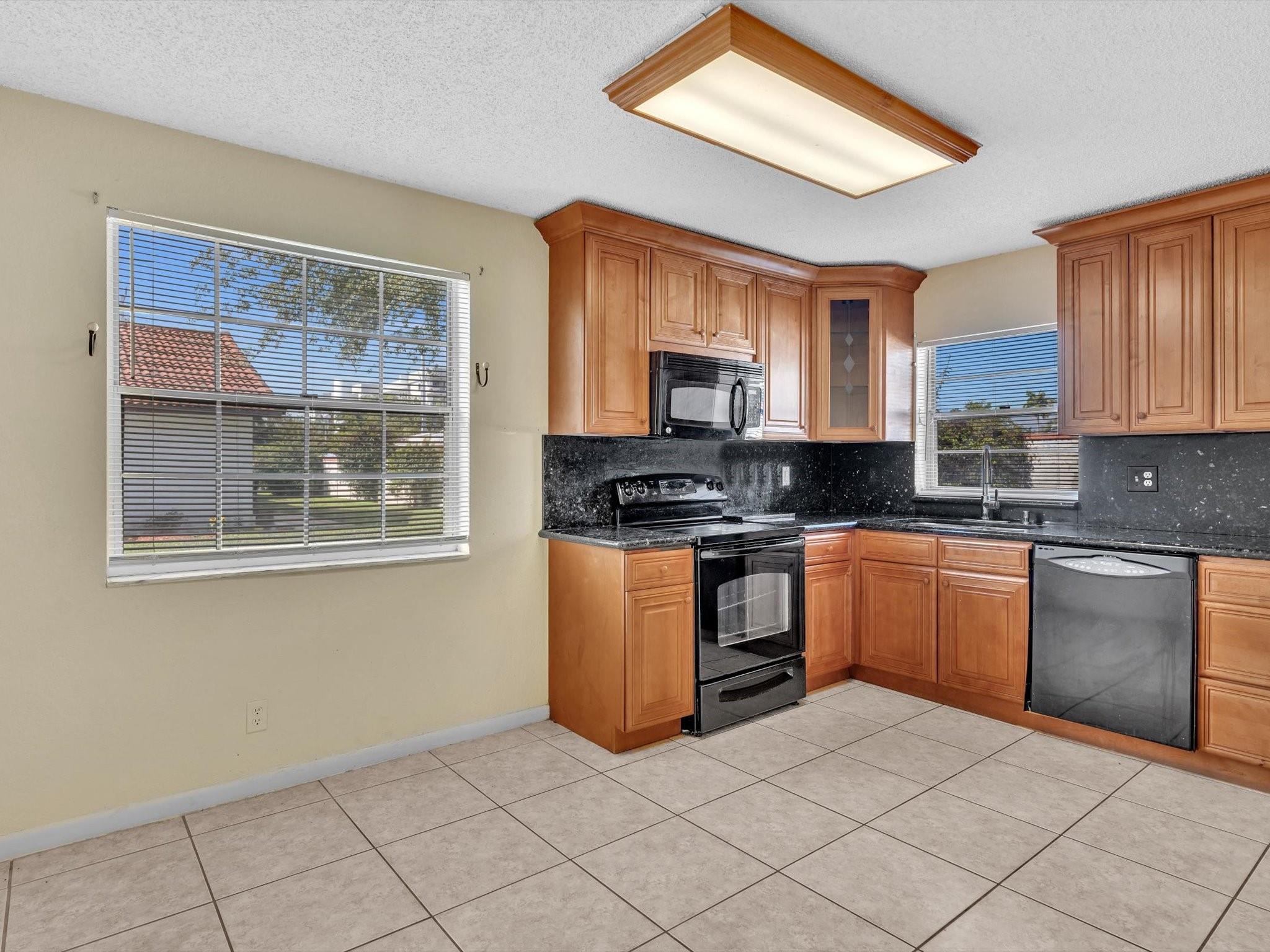 BEACON HILL - Residential