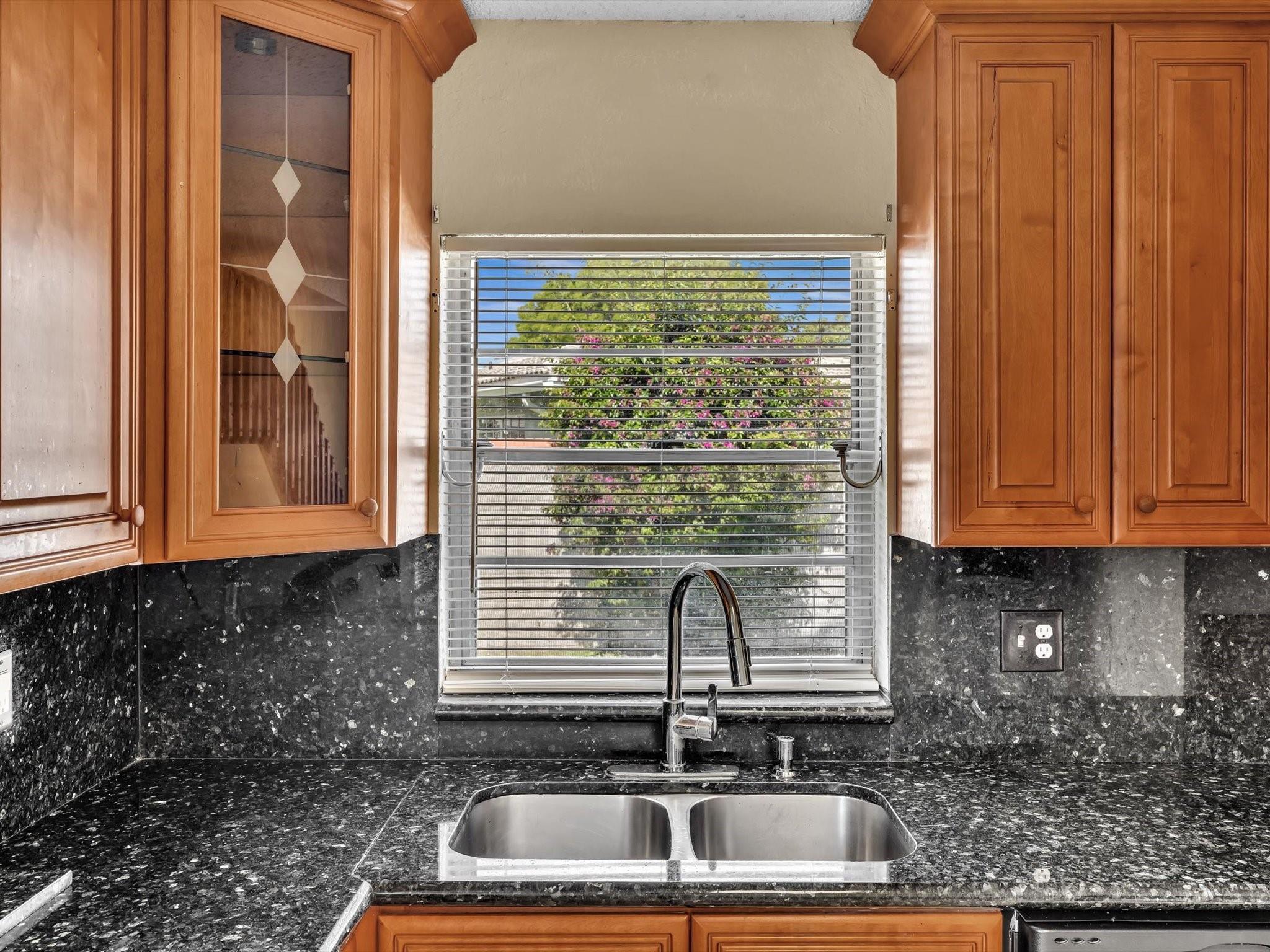 BEACON HILL - Residential