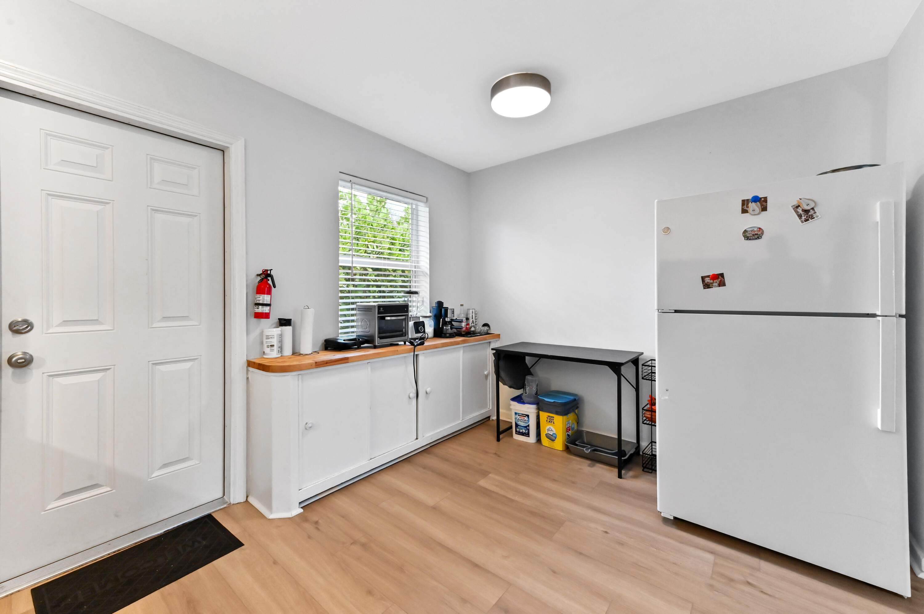 NORTH LAKE WORTH - Residential Income