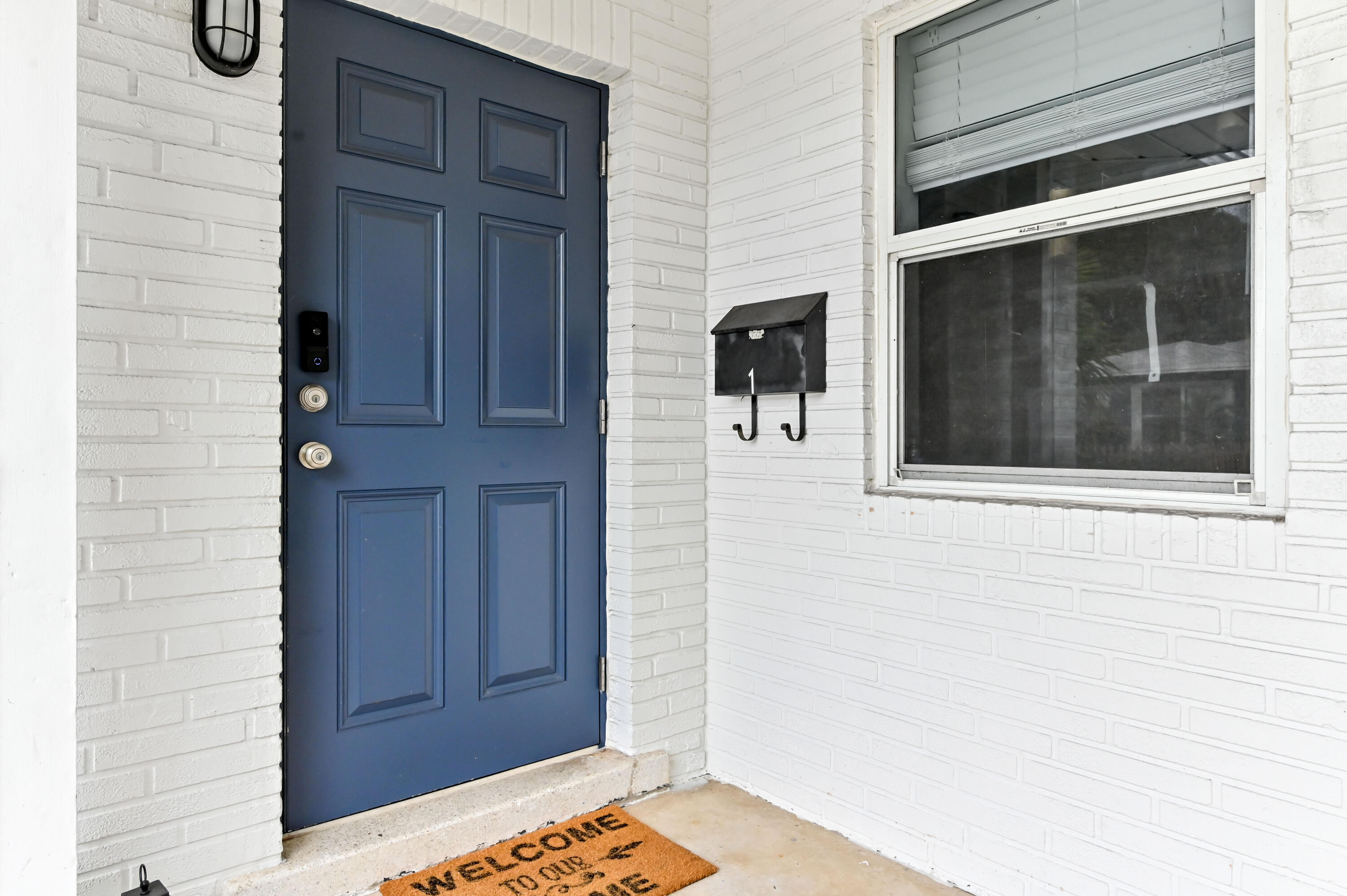 NORTH LAKE WORTH - Residential Income