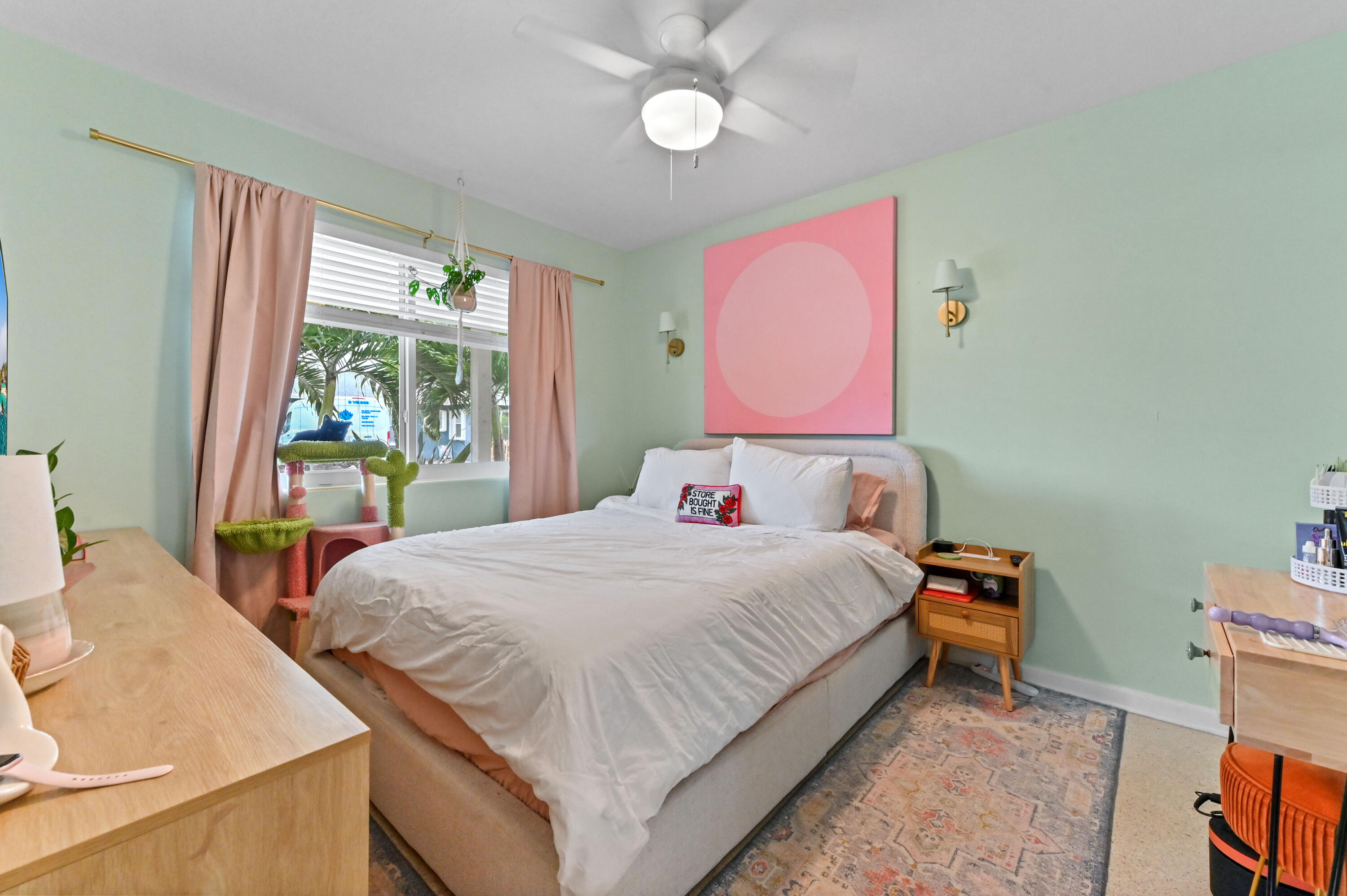 NORTH LAKE WORTH - Residential Income