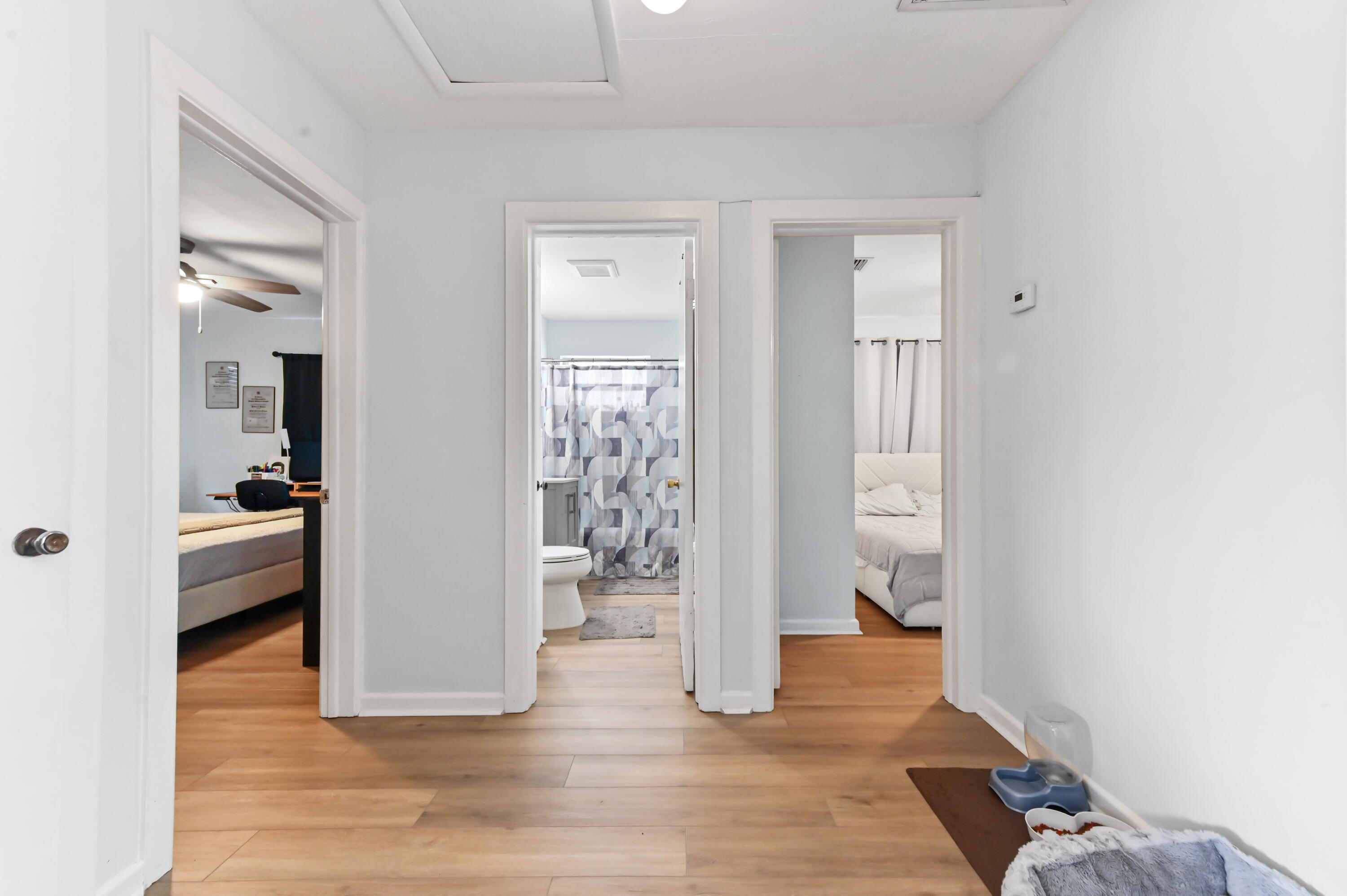 NORTH LAKE WORTH - Residential Income