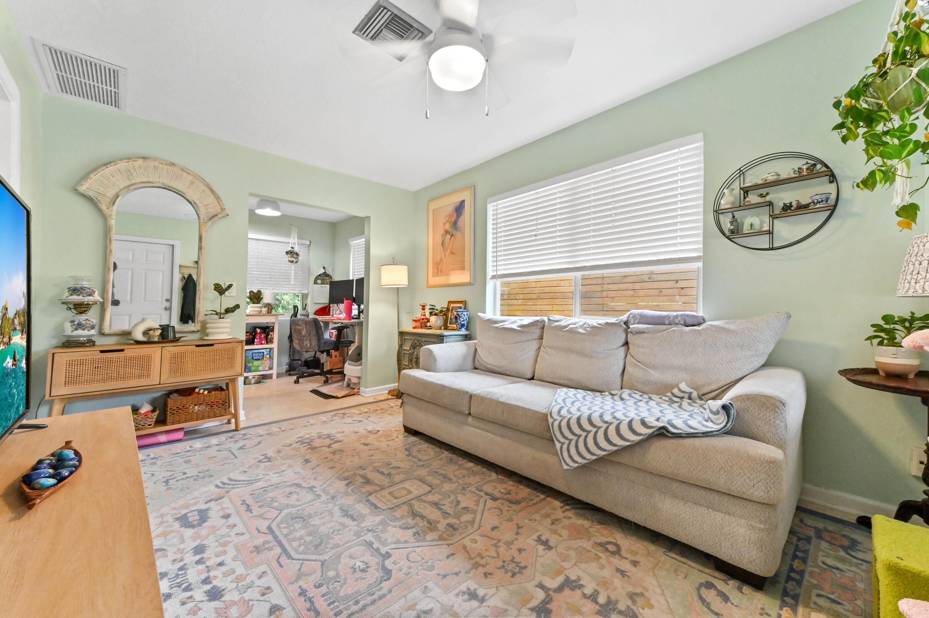 NORTH LAKE WORTH - Residential Income