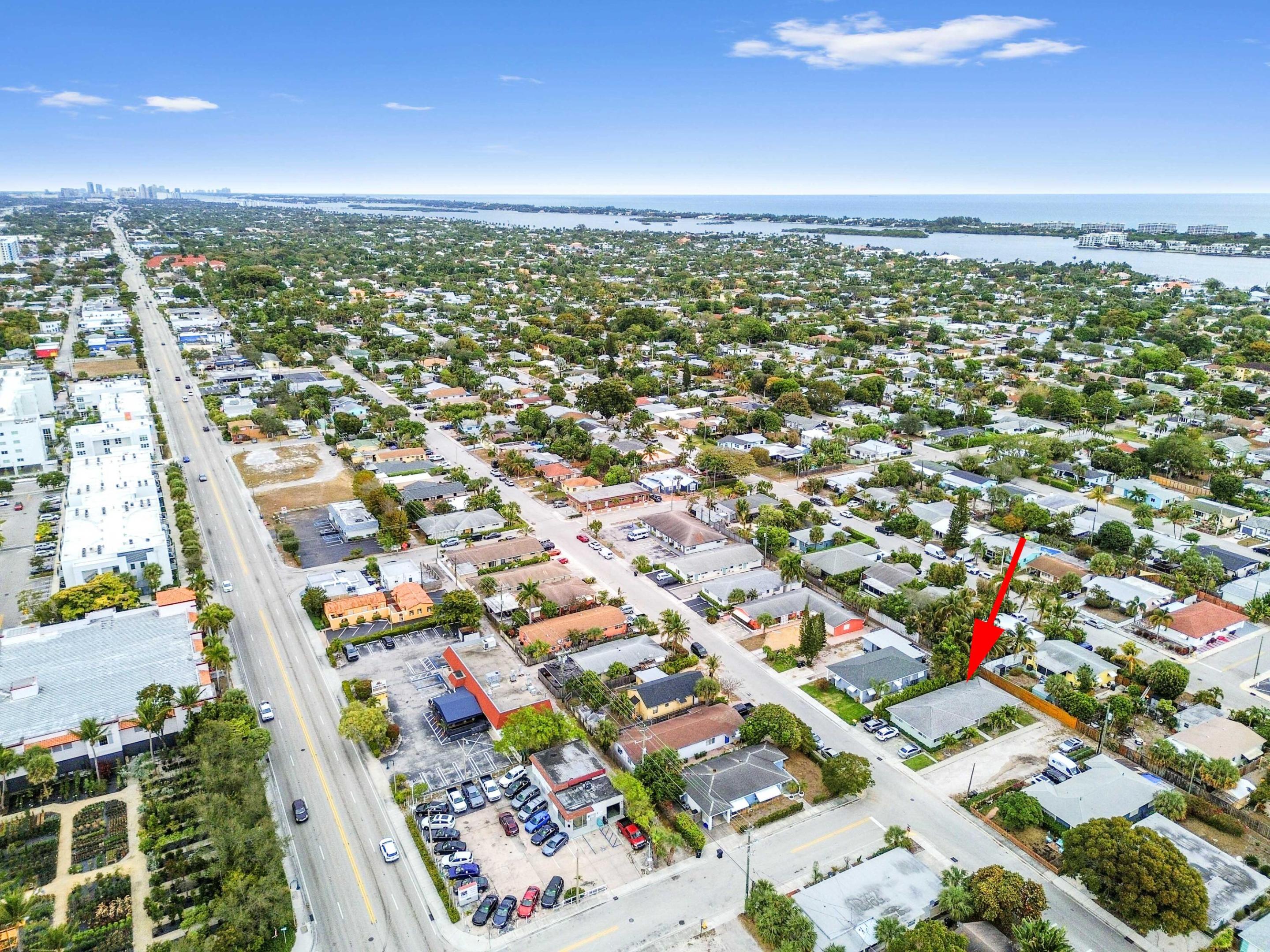 NORTH LAKE WORTH - Residential Income