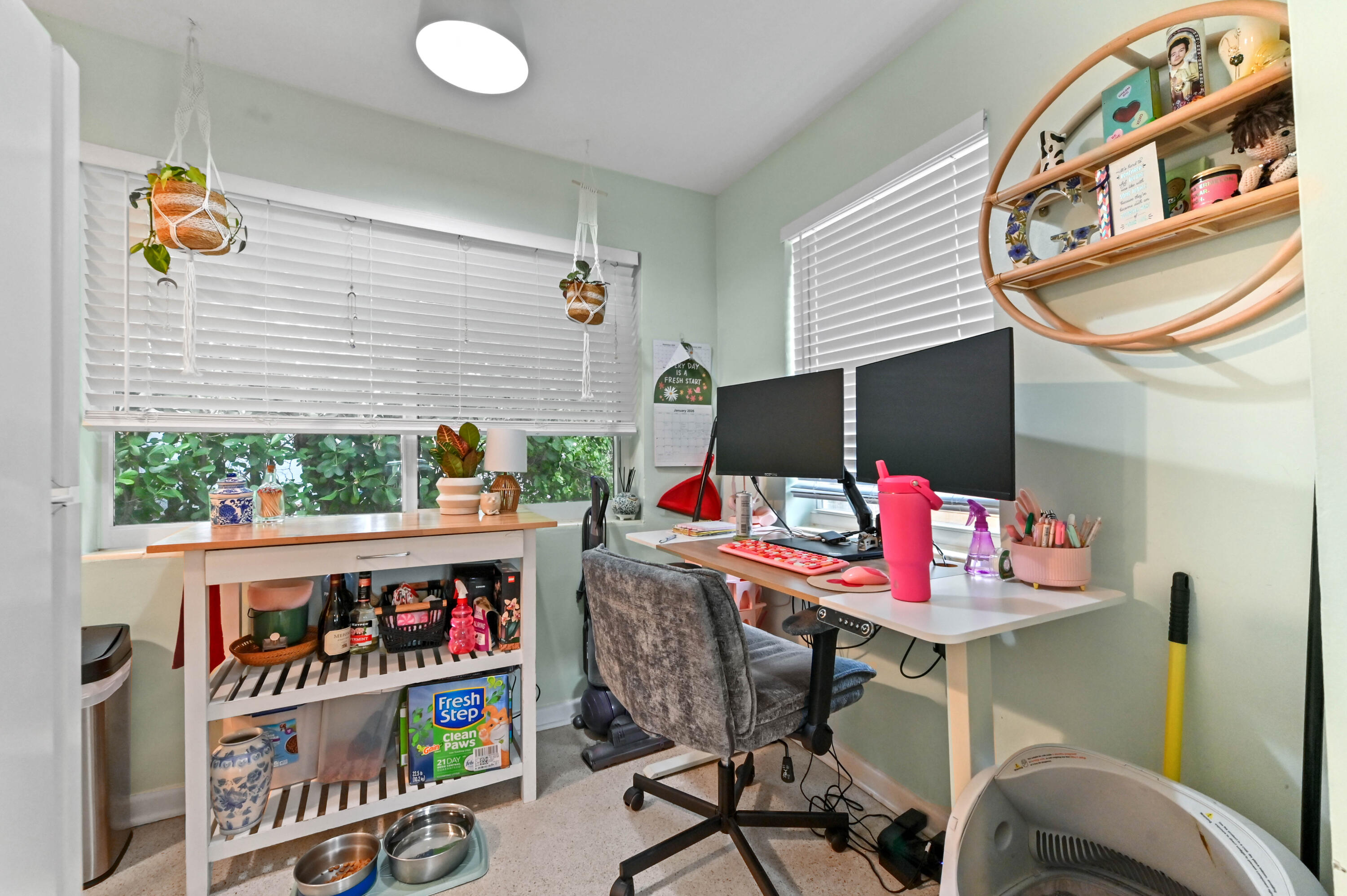 NORTH LAKE WORTH - Residential Income