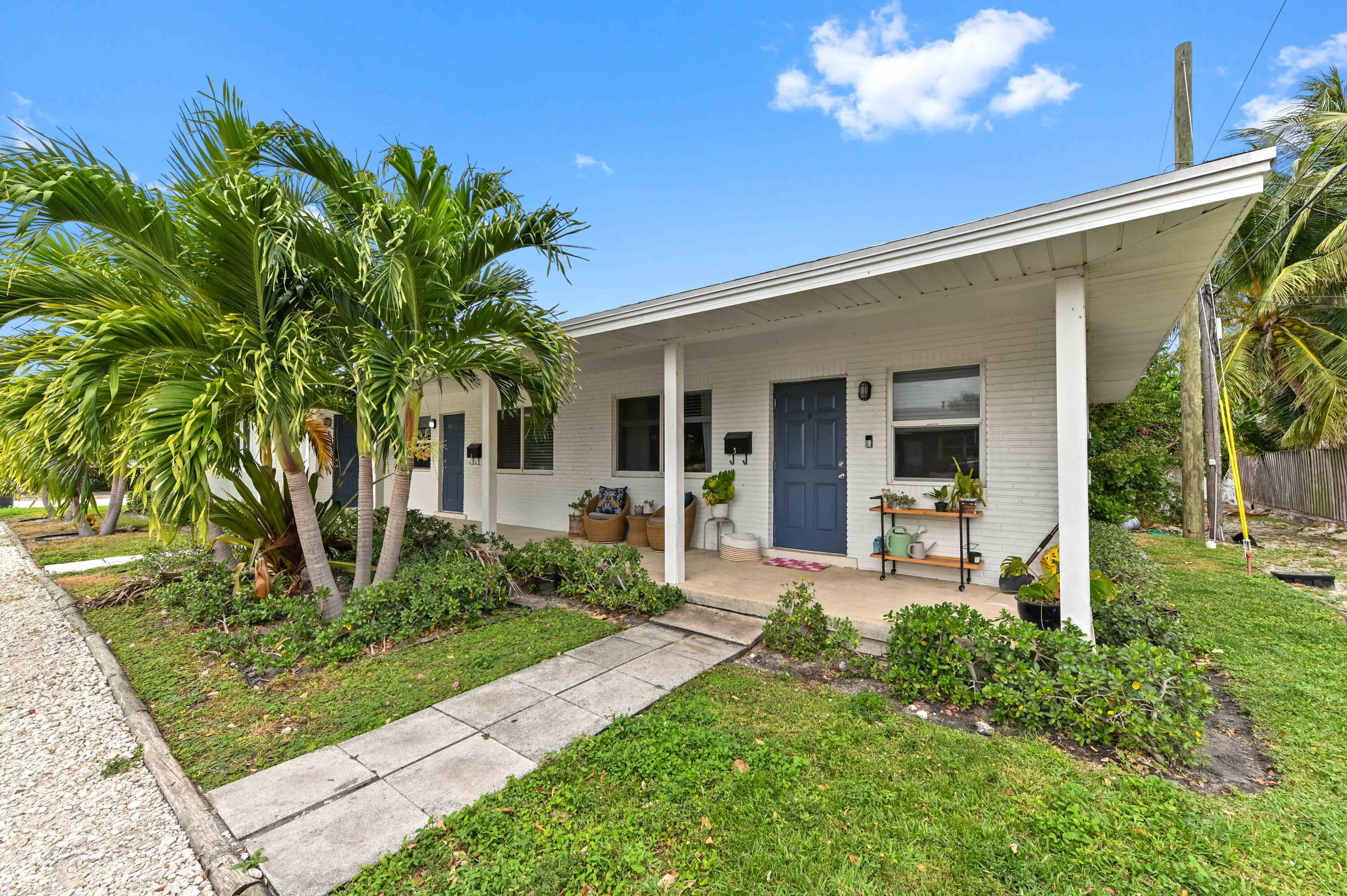 NORTH LAKE WORTH - Residential Income