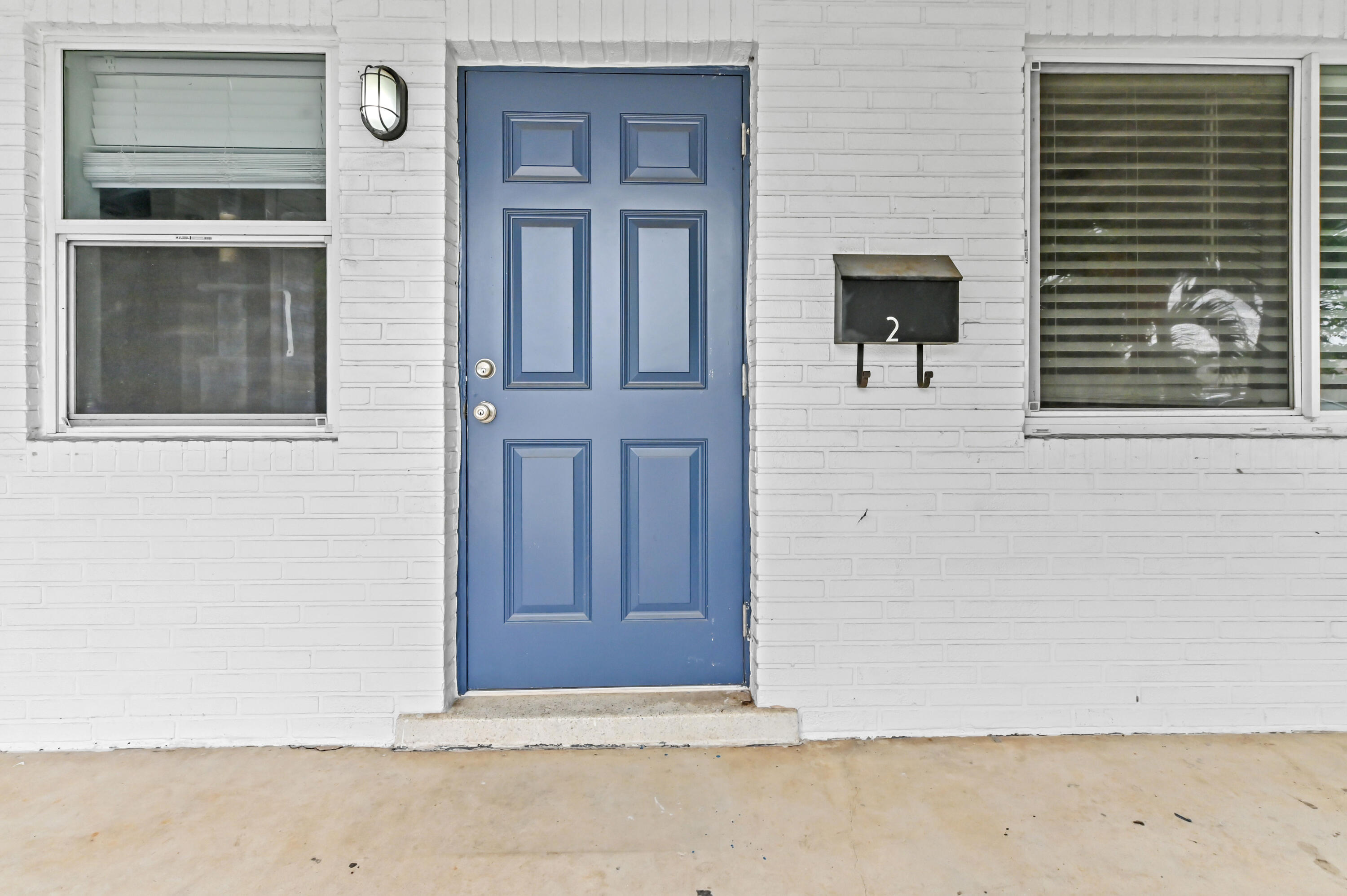 NORTH LAKE WORTH - Residential Income