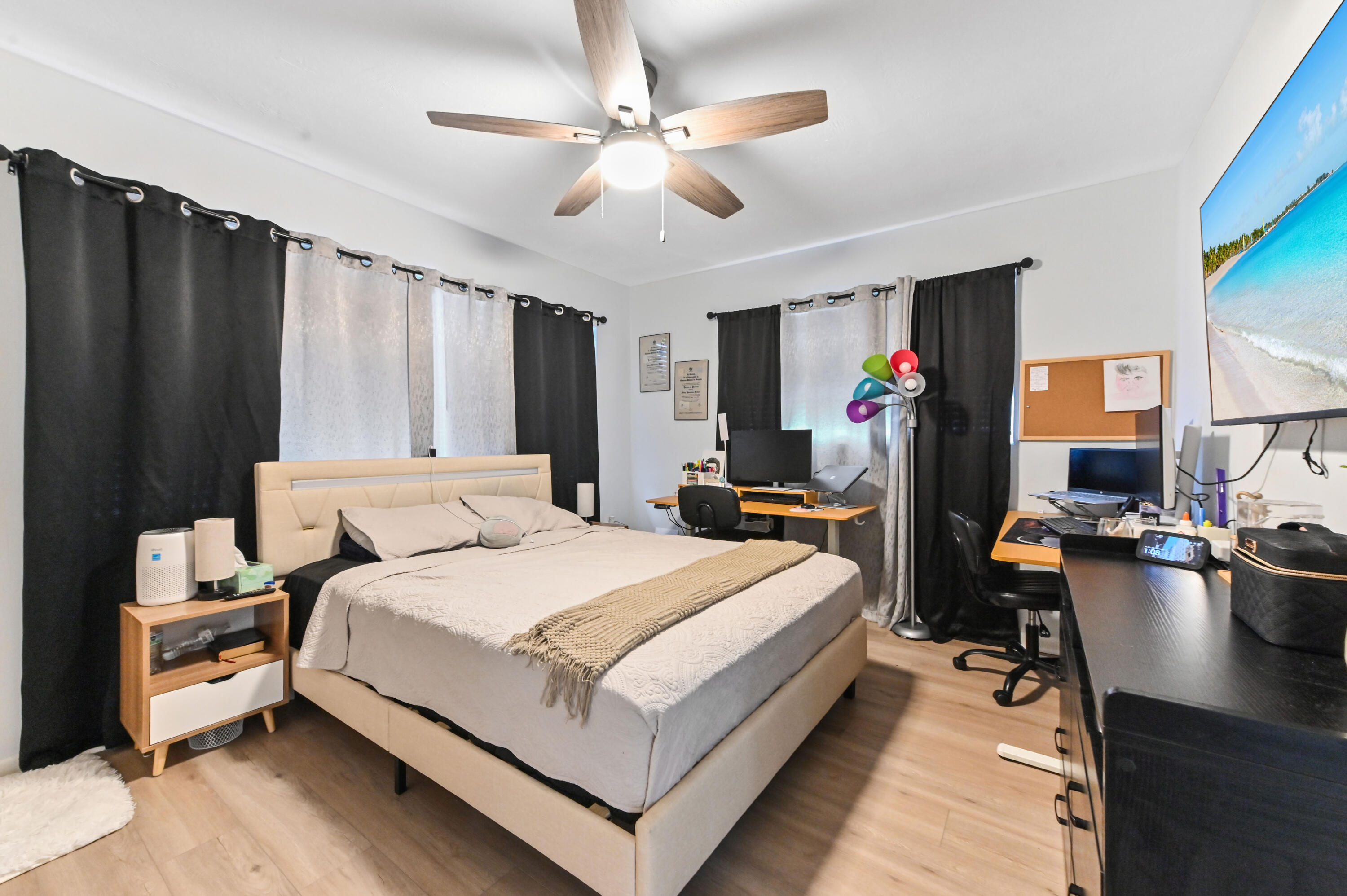 NORTH LAKE WORTH - Residential Income