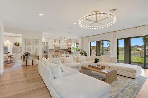 11995 S Baypoint Cir Parkland FL 33076
