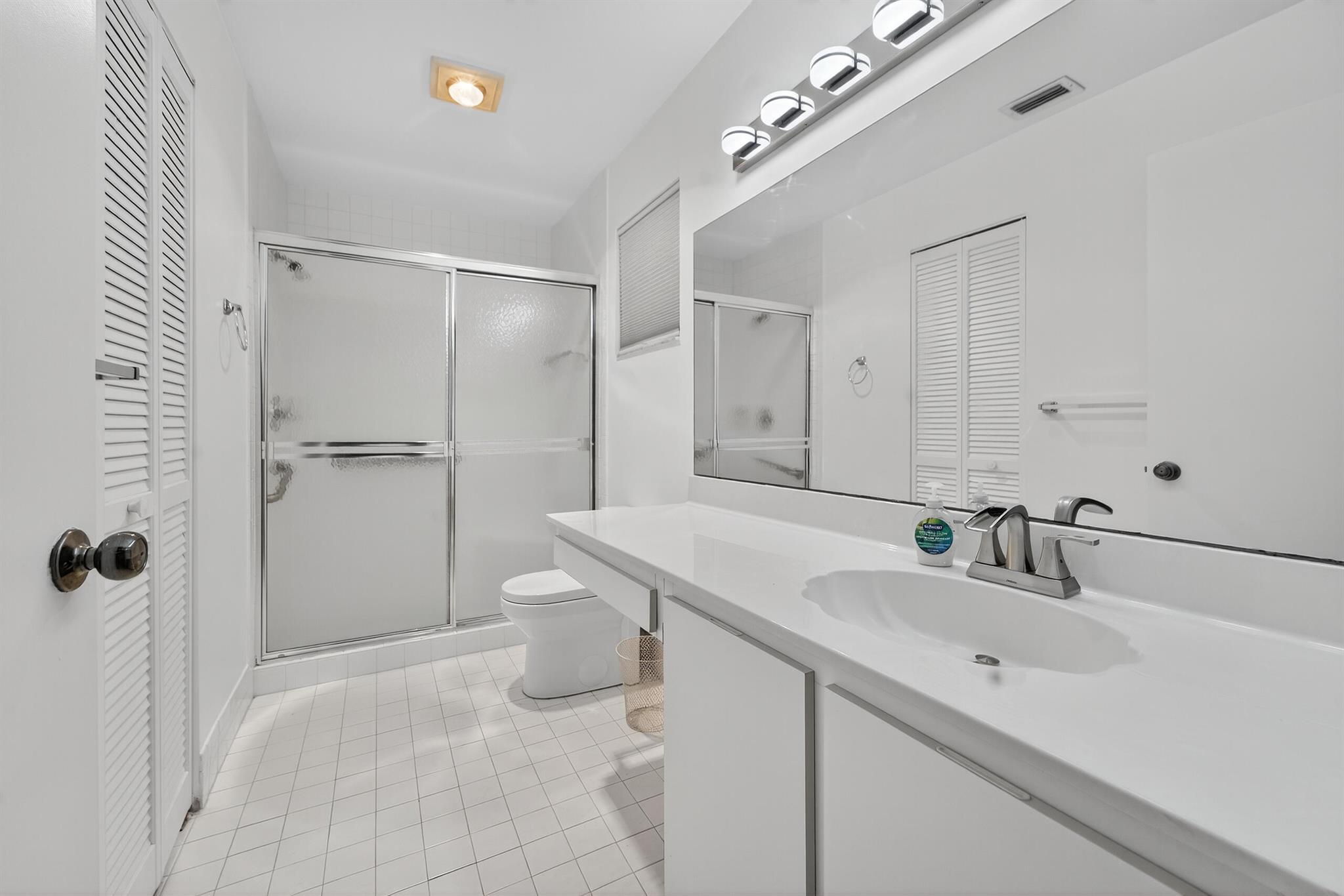 HUNTINGTON POINTE - Residential Lease