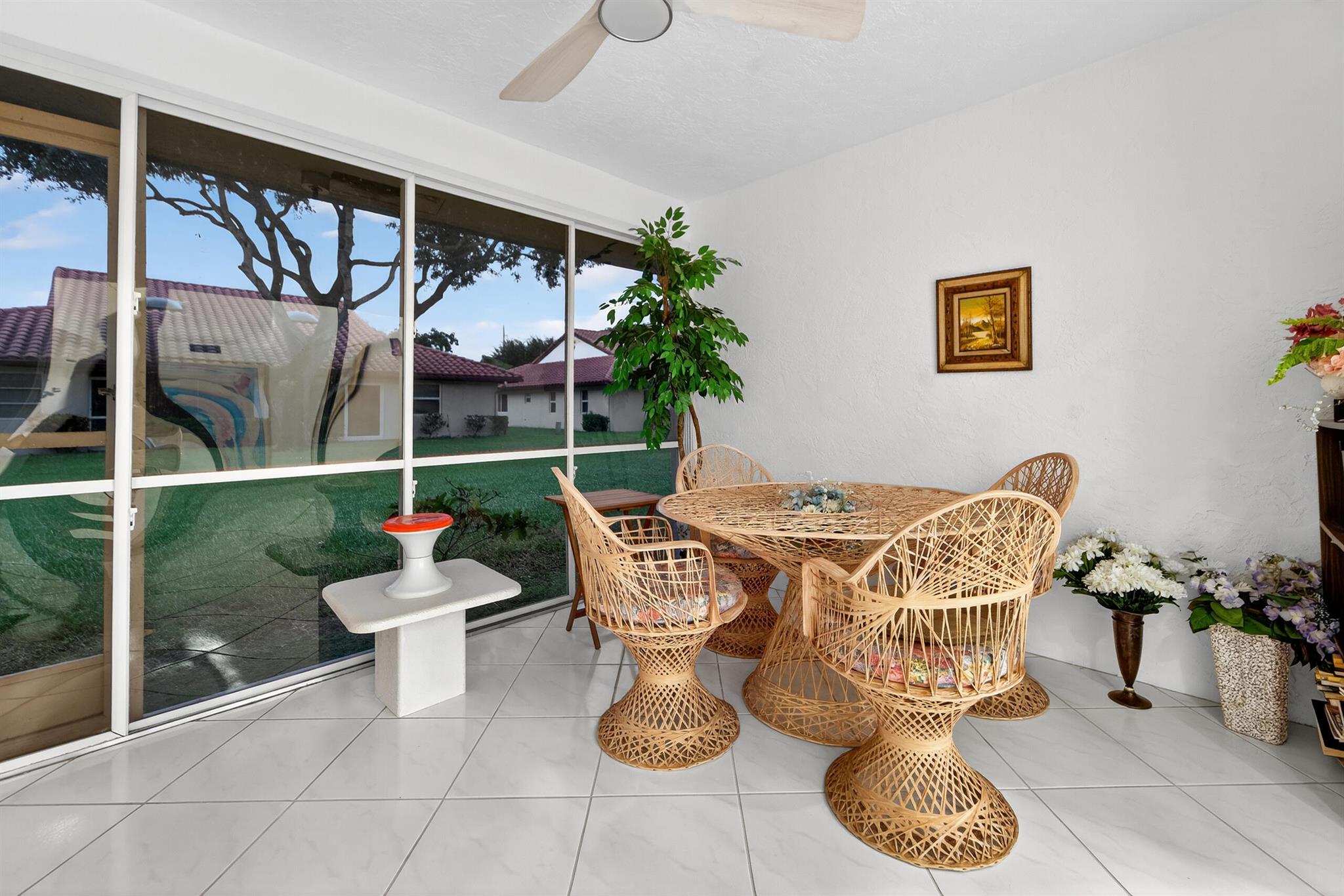 HUNTINGTON POINTE - Residential Lease