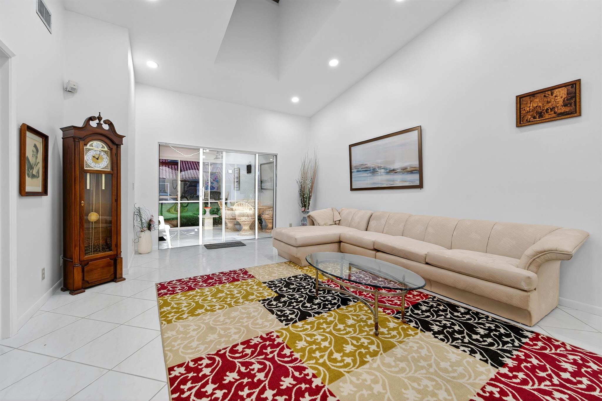 HUNTINGTON POINTE - Residential Lease