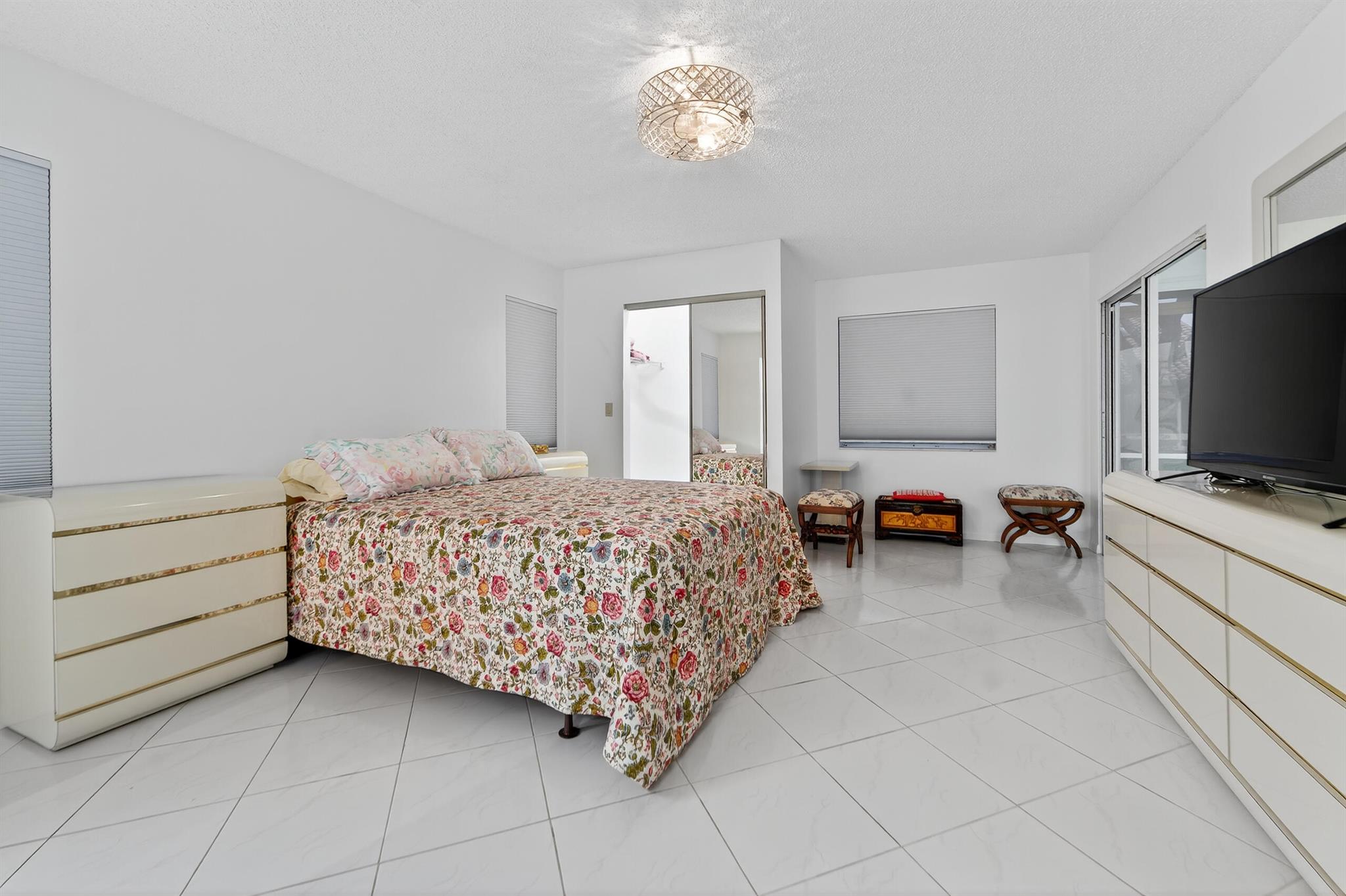 HUNTINGTON POINTE - Residential Lease