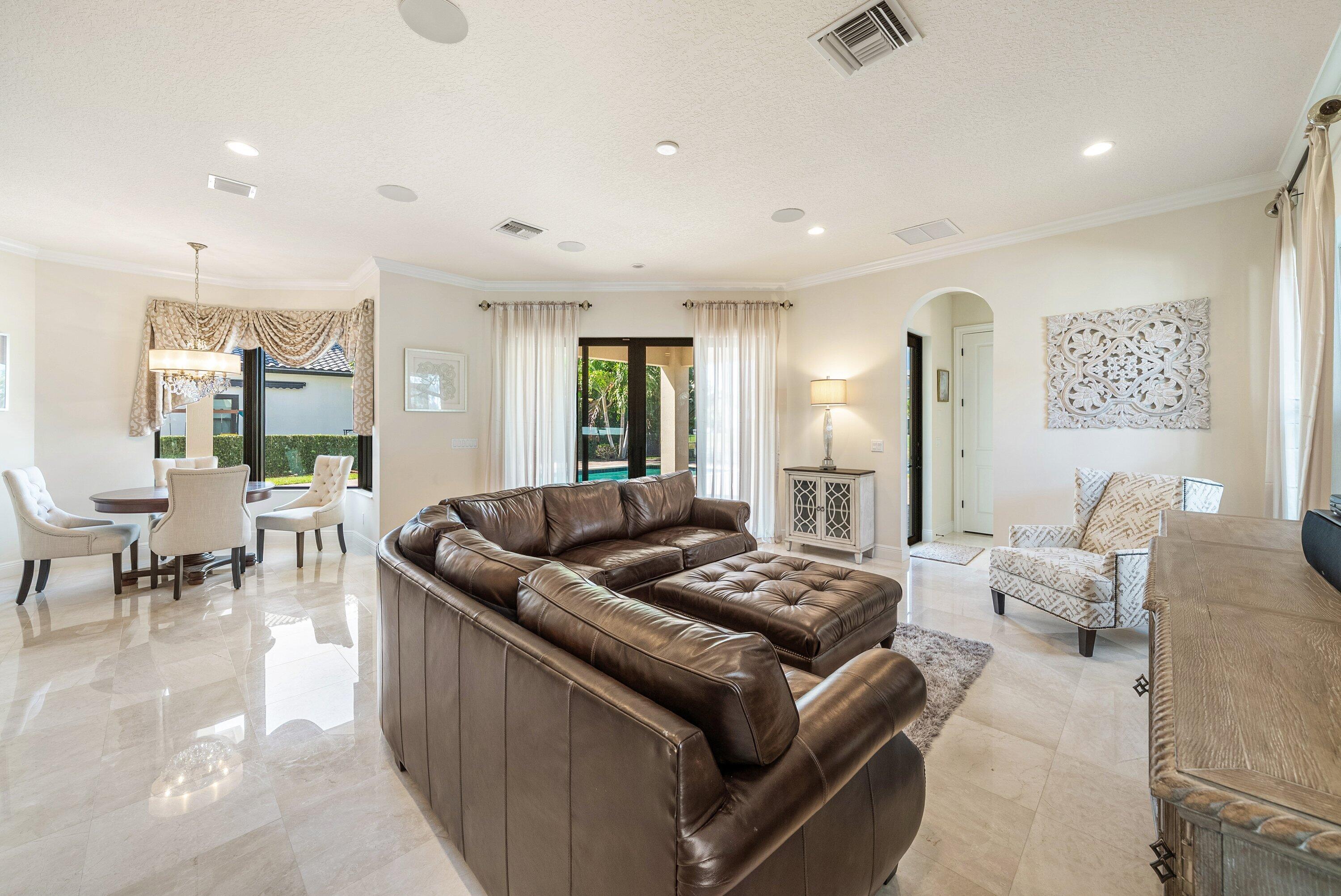 ROYAL PALM POLO - Residential Lease