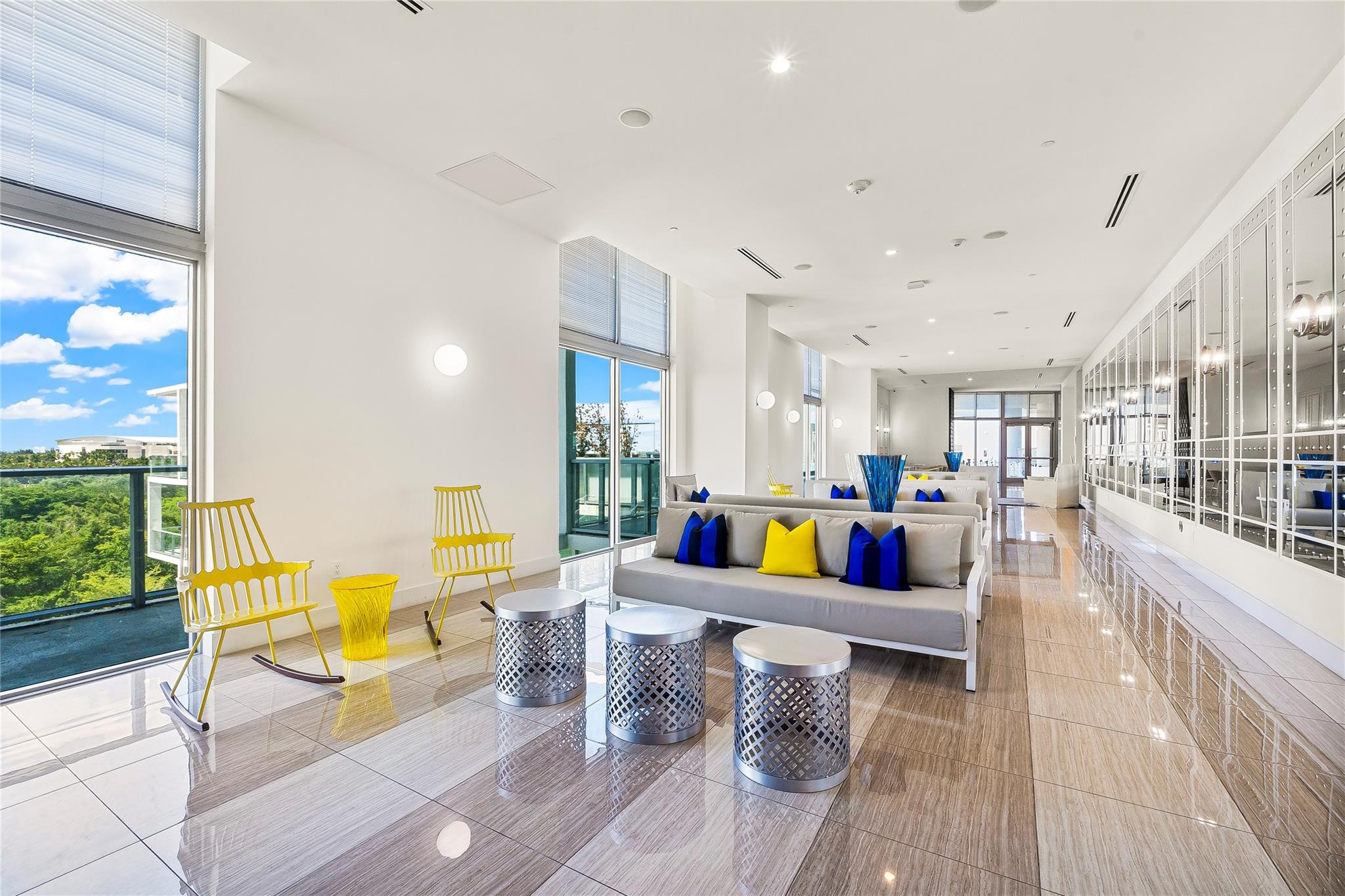 METROPICA NORTH TOWER ONE - Residential