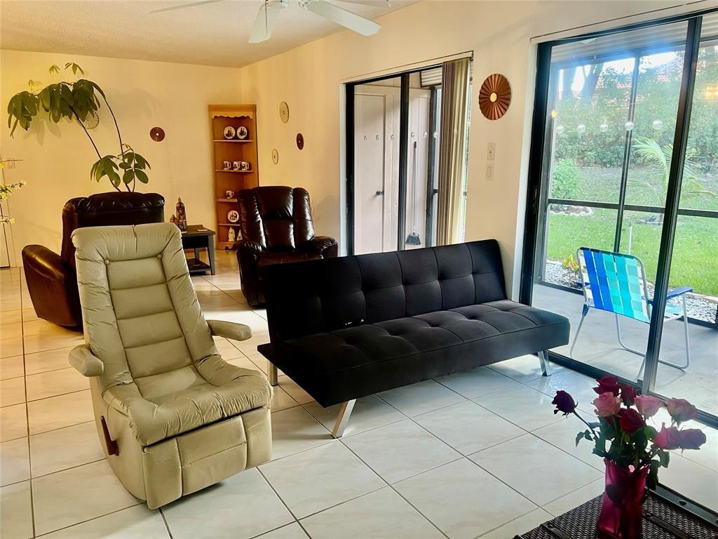 KINGS POINT - Residential Lease