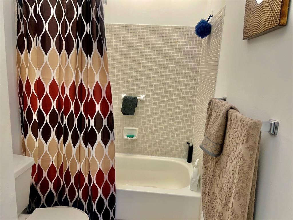 KINGS POINT - Residential Lease