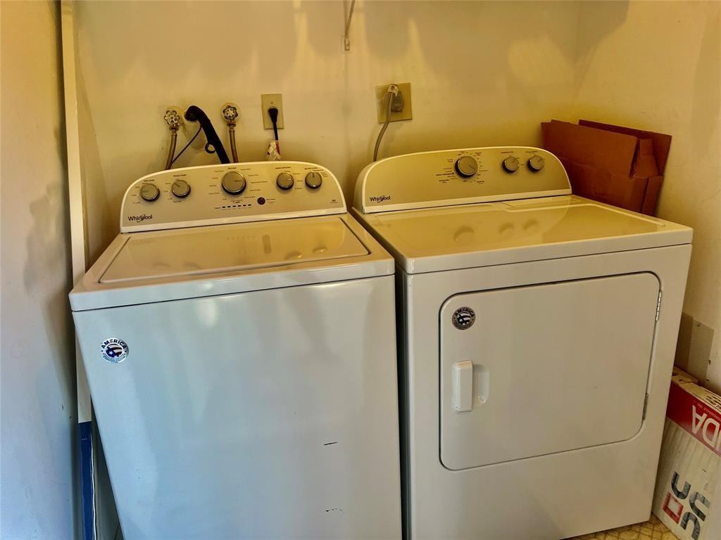 KINGS POINT - Residential Lease