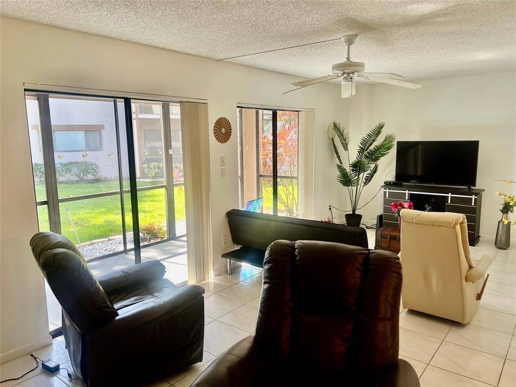 KINGS POINT - Residential Lease