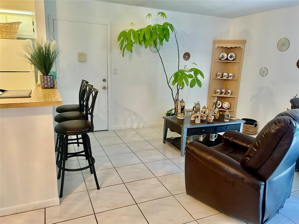 KINGS POINT - Residential Lease