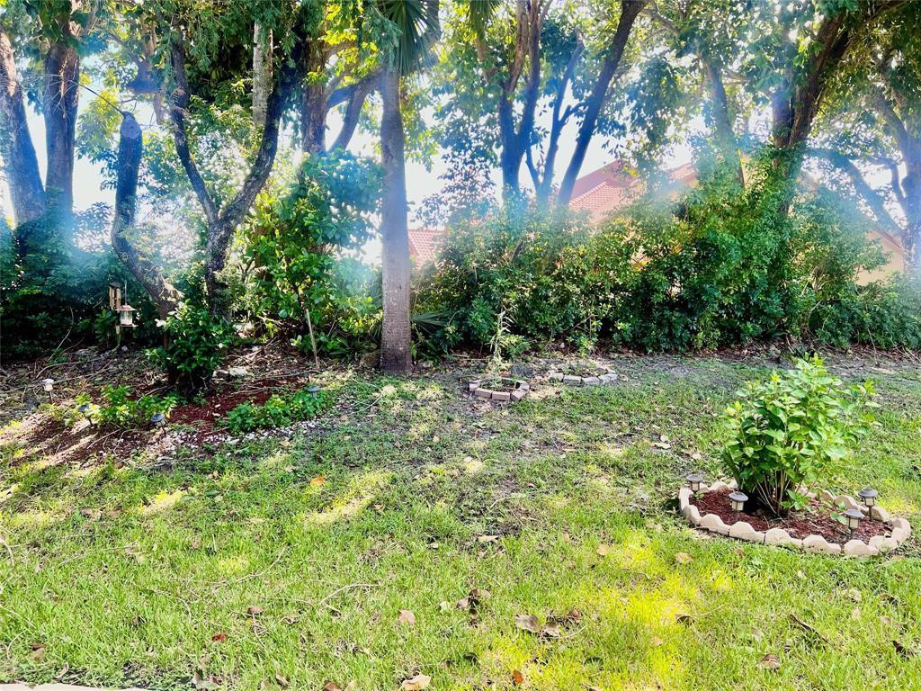 KINGS POINT - Residential Lease