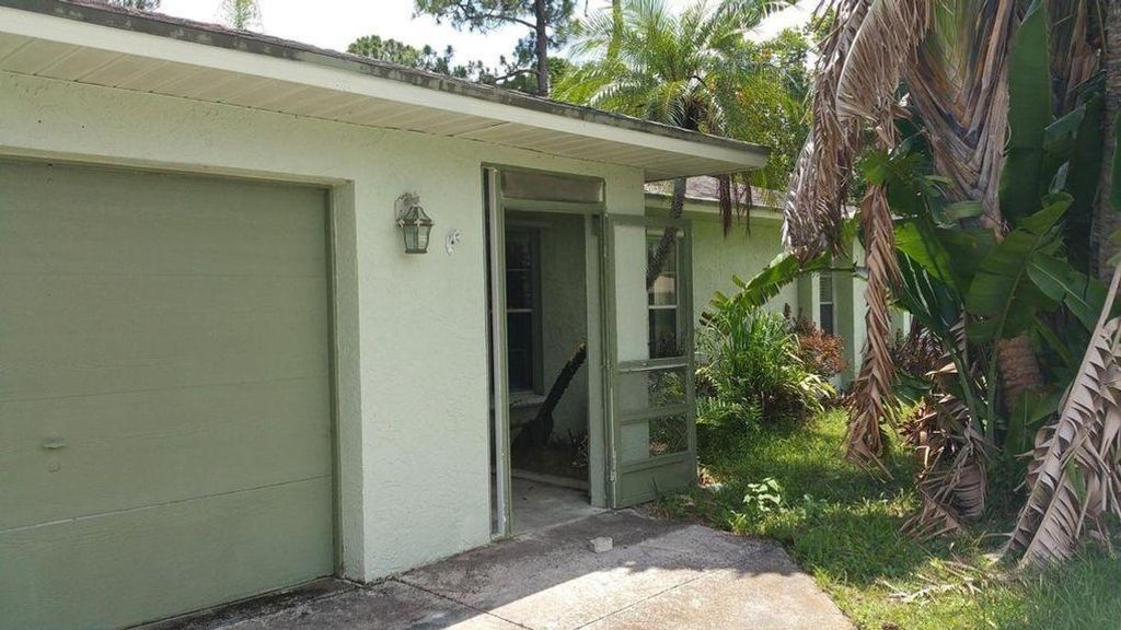 Photo of 350 SE Evergreen Terrace, Port Saint Lucie, FL 34953 (MLS # R10730612)