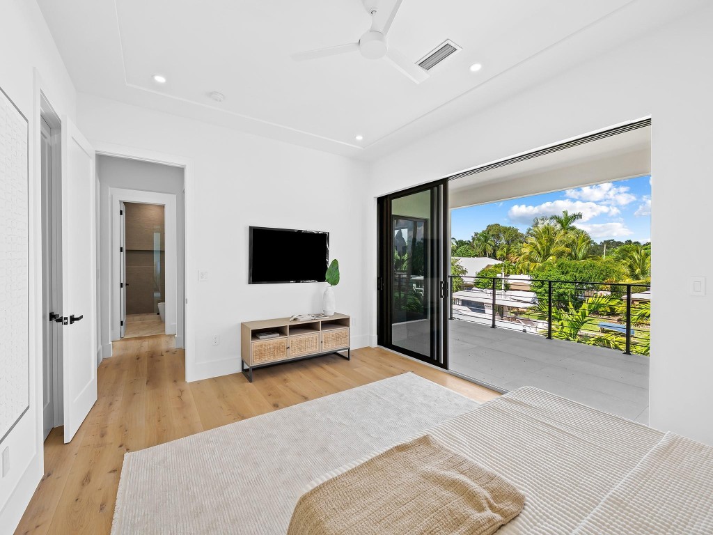 SOUTH NEW RIVER ISLES SEC - Residential Lease