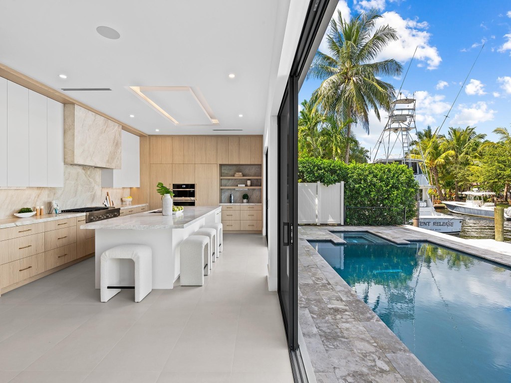 SOUTH NEW RIVER ISLES SEC - Residential Lease