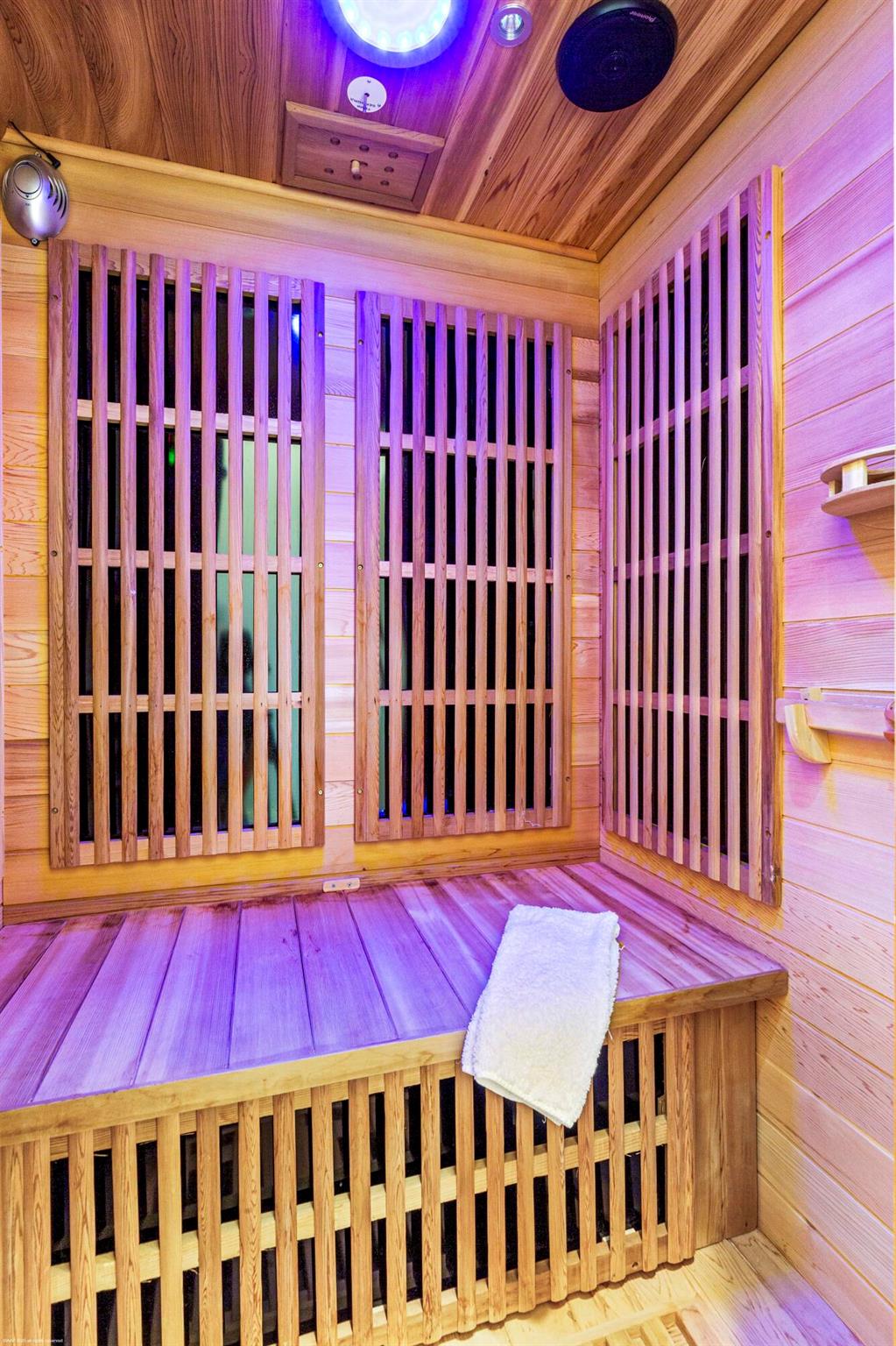 MUIRFIELD PL 6 - Residential