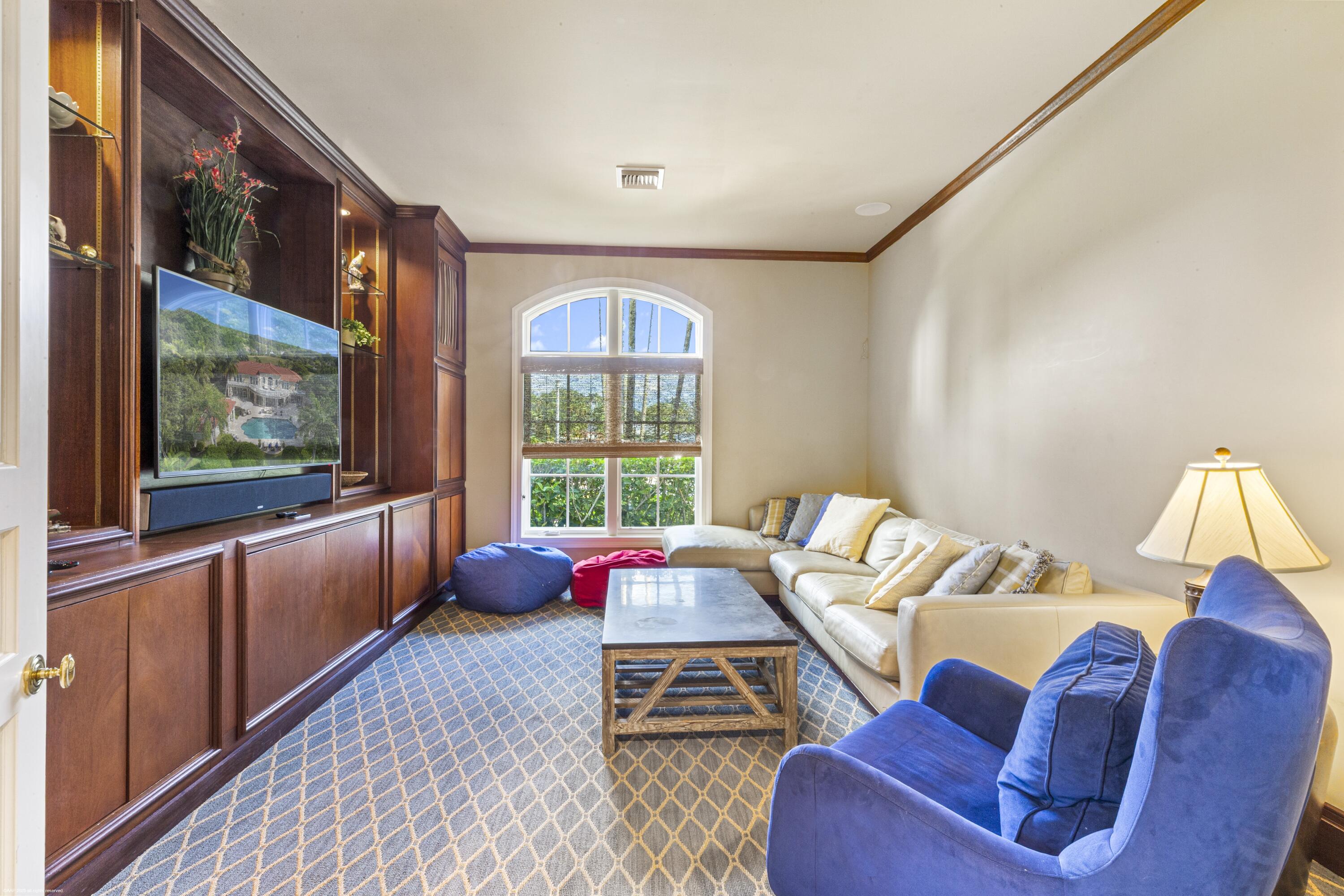 MUIRFIELD PL 6 - Residential