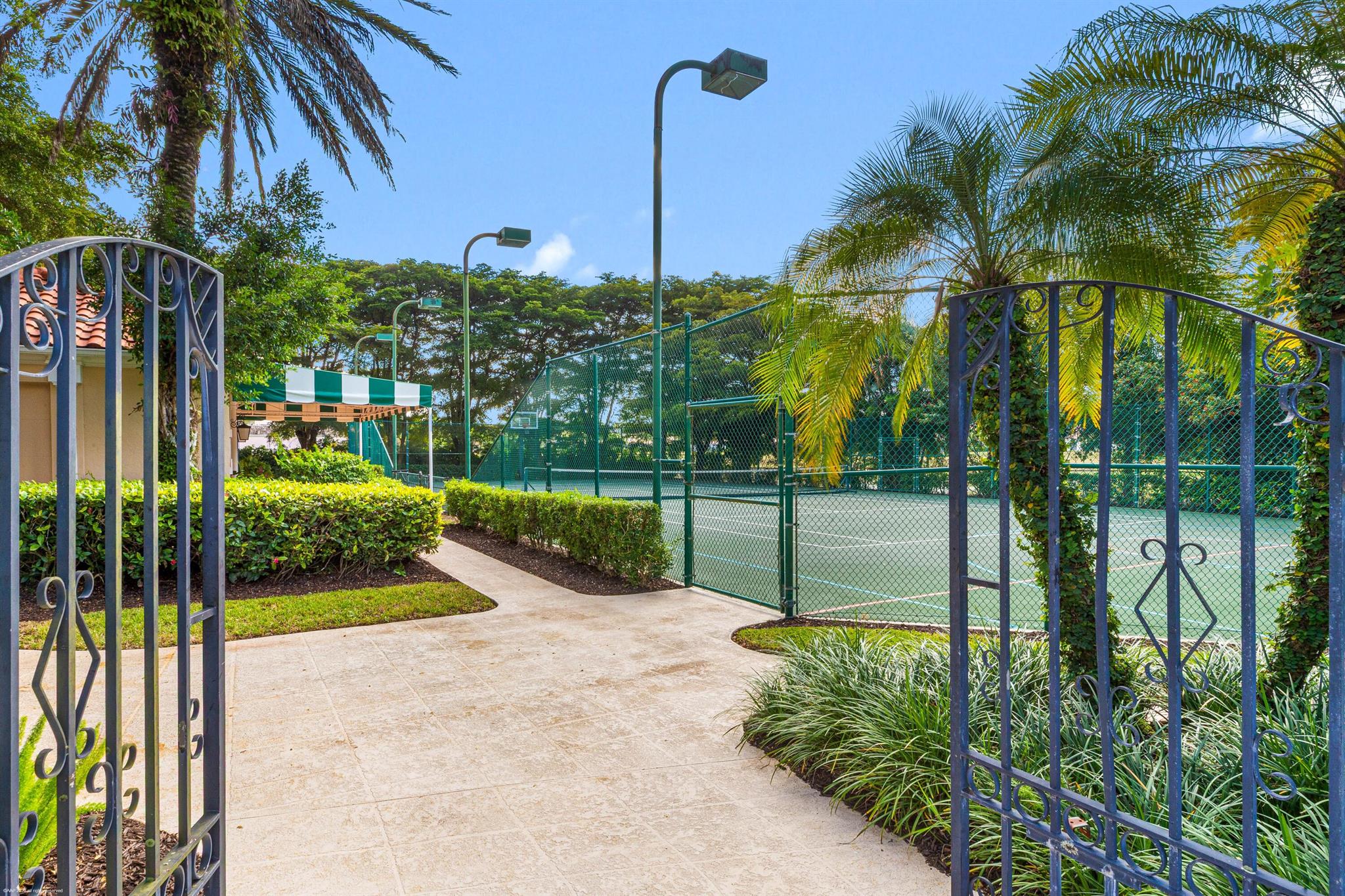 MUIRFIELD PL 6 - Residential