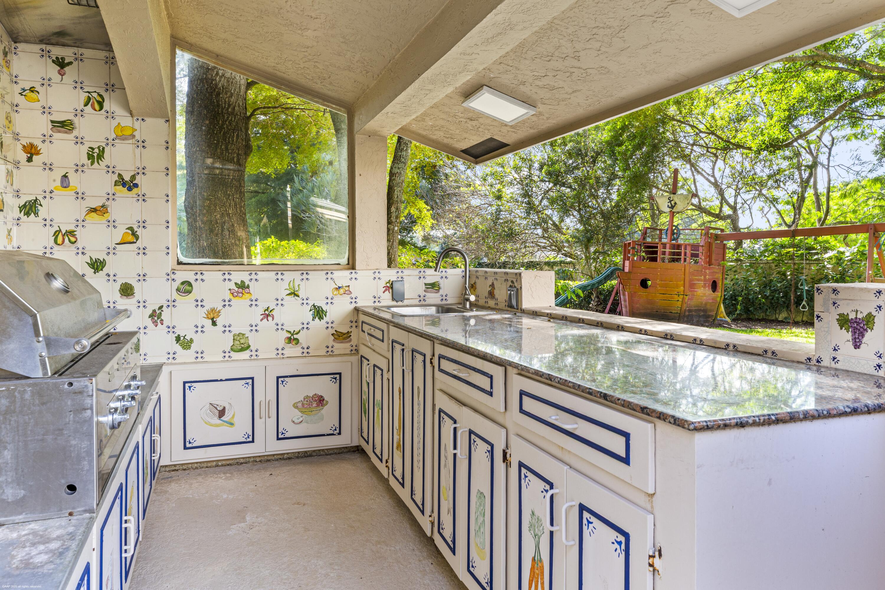 MUIRFIELD PL 6 - Residential