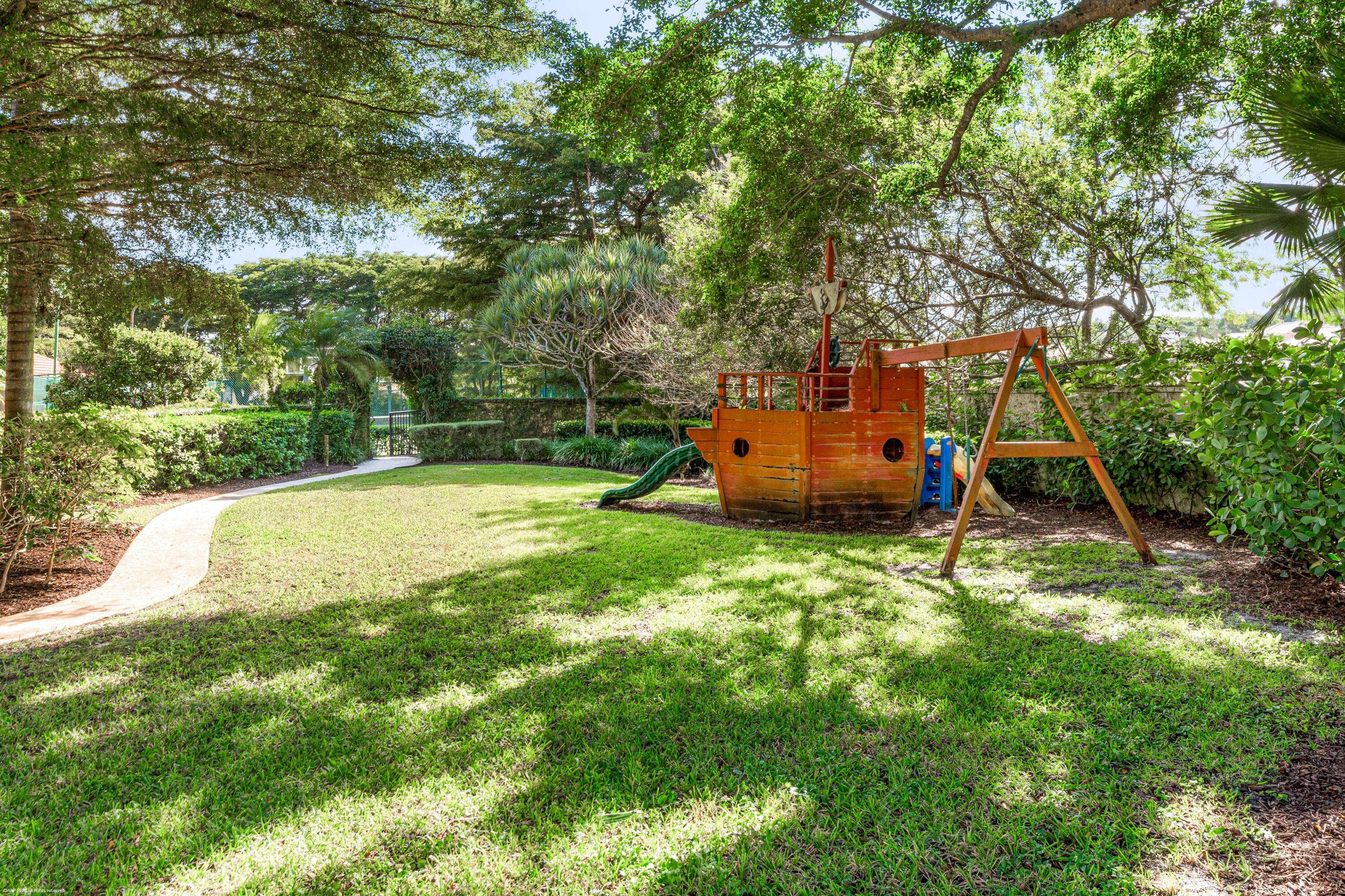 MUIRFIELD PL 6 - Residential