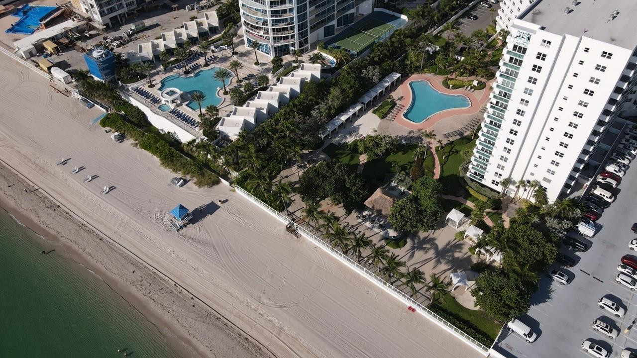 RESIDENCES ON HOLLYWOOD BEACH - Residential