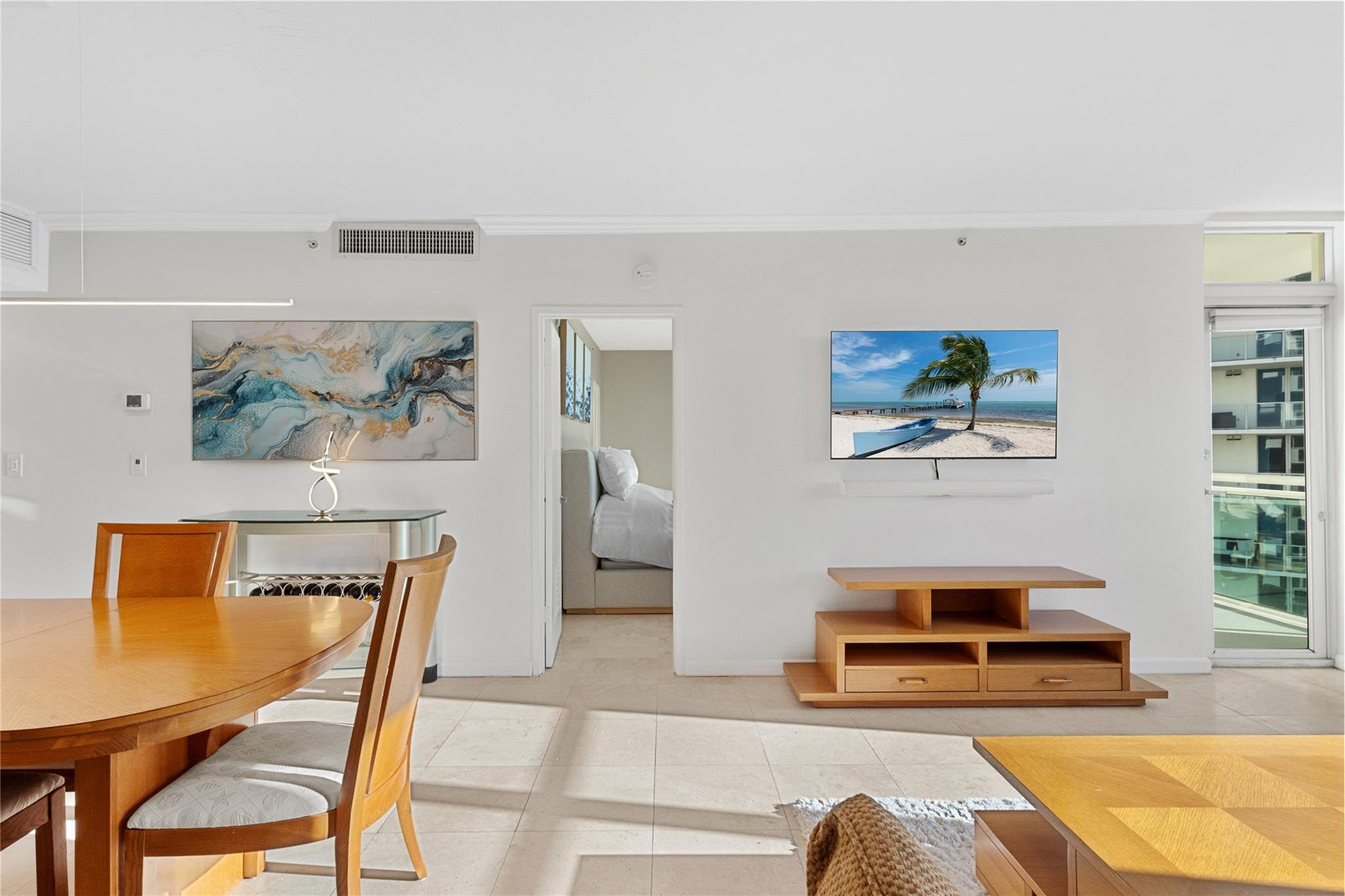 RESIDENCES ON HOLLYWOOD BEACH - Residential