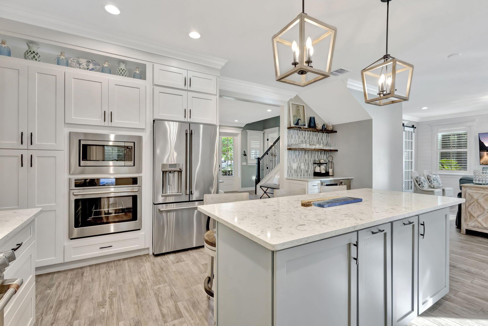 SAVANNA OAKS - Residential