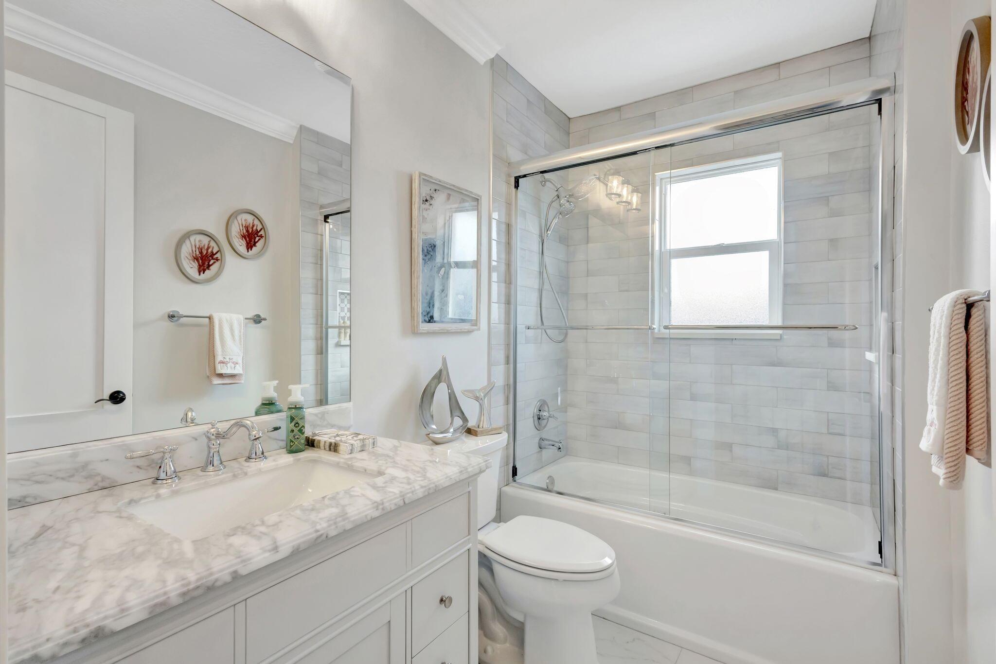 SAVANNA OAKS - Residential