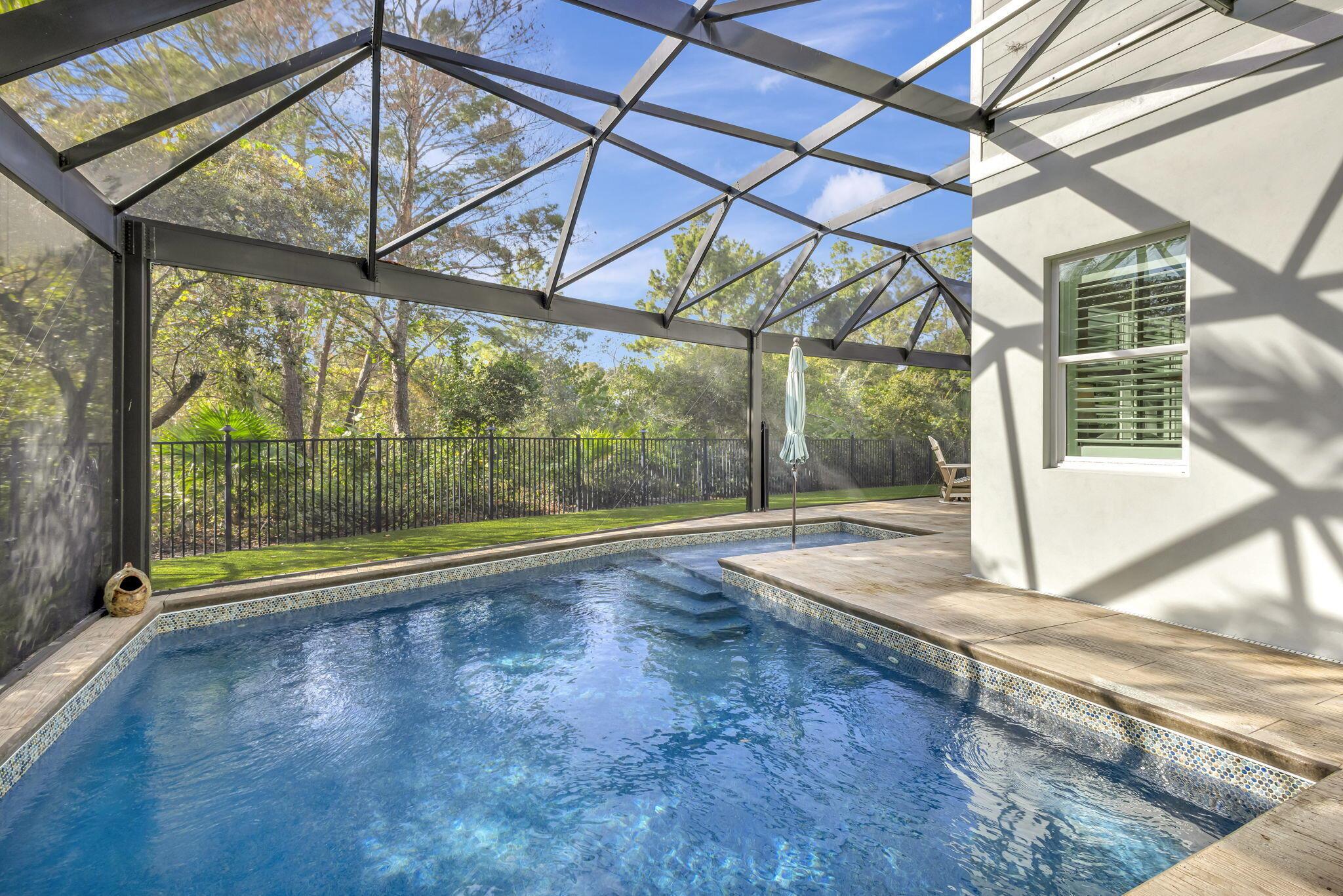 SAVANNA OAKS - Residential