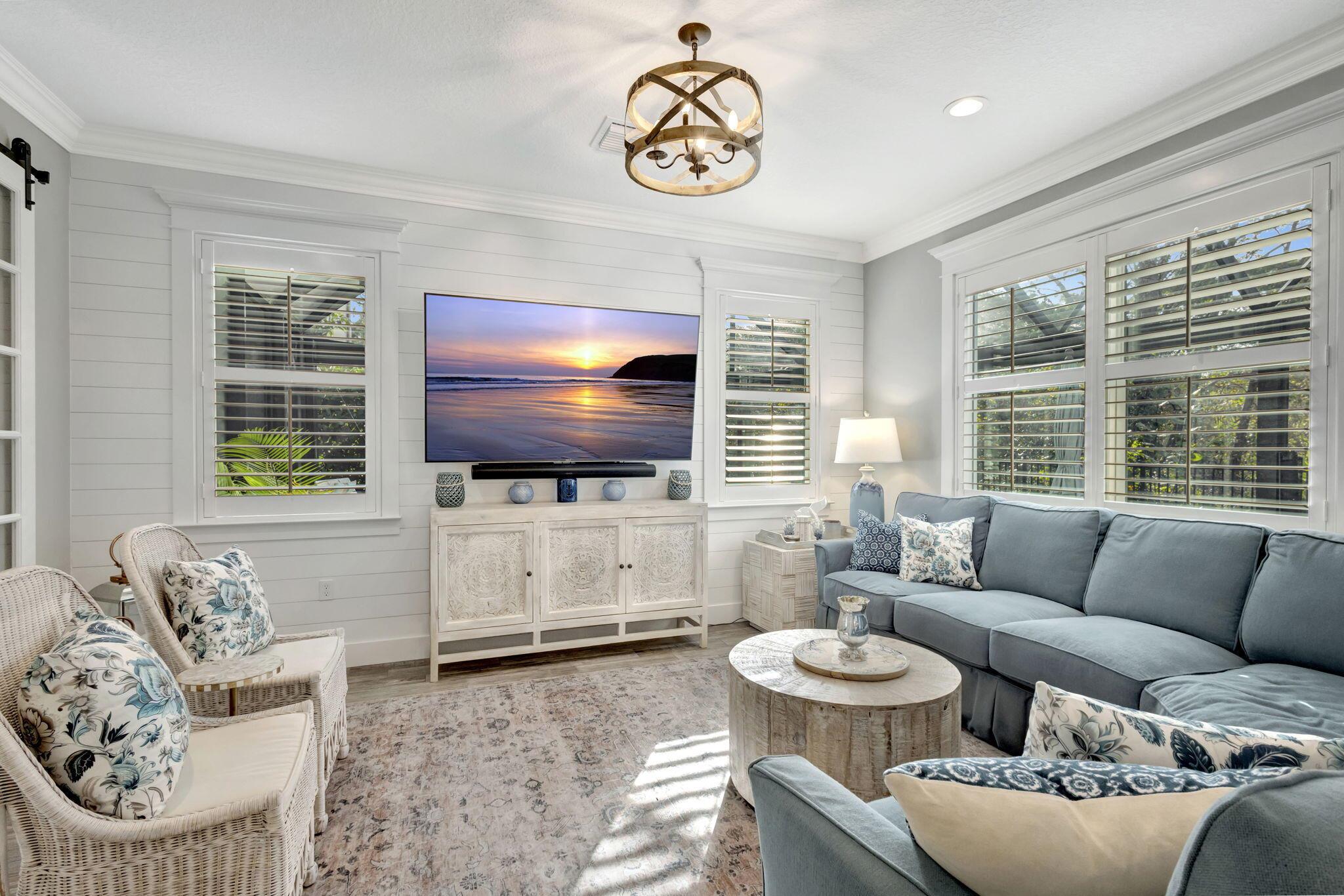 SAVANNA OAKS - Residential