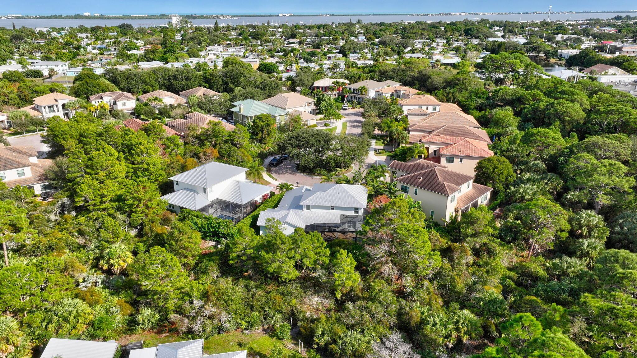 SAVANNA OAKS - Residential