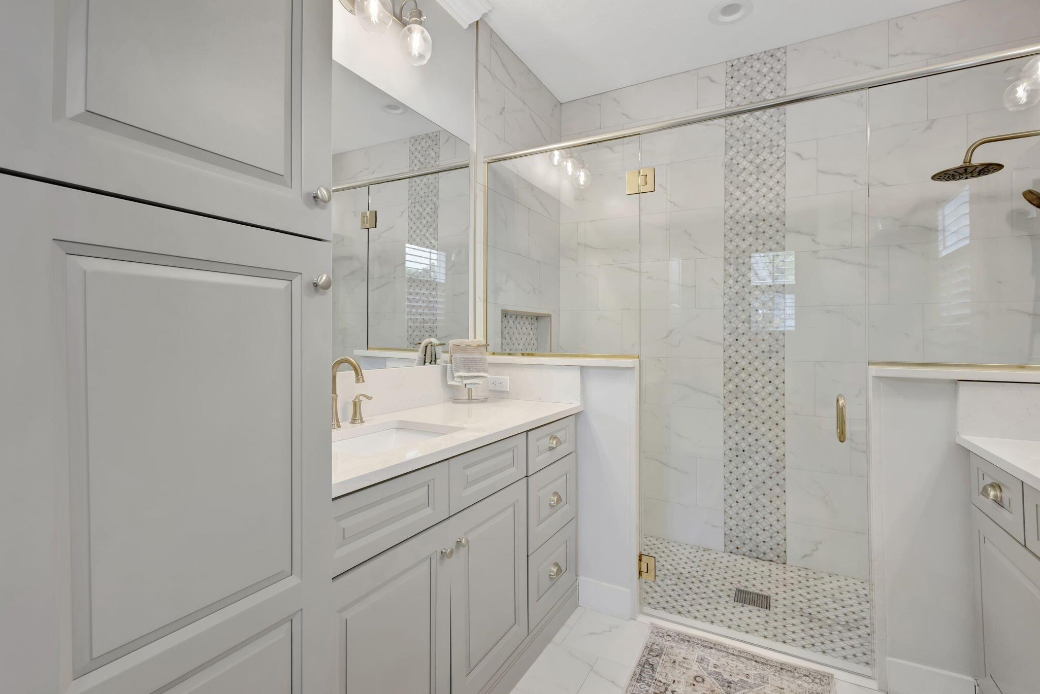 SAVANNA OAKS - Residential