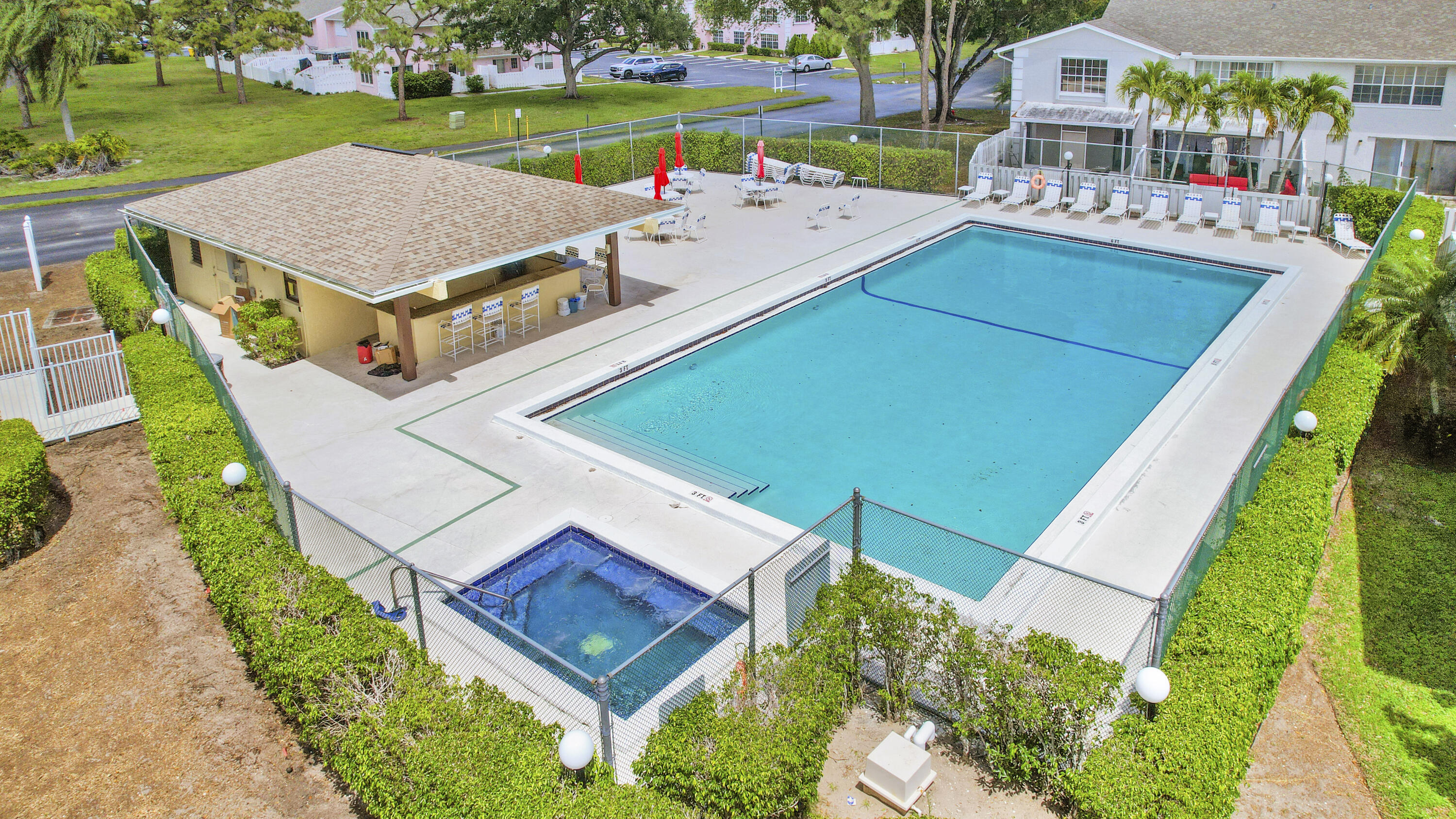 CHARTER CLUB OF PALM BEACH - Residential