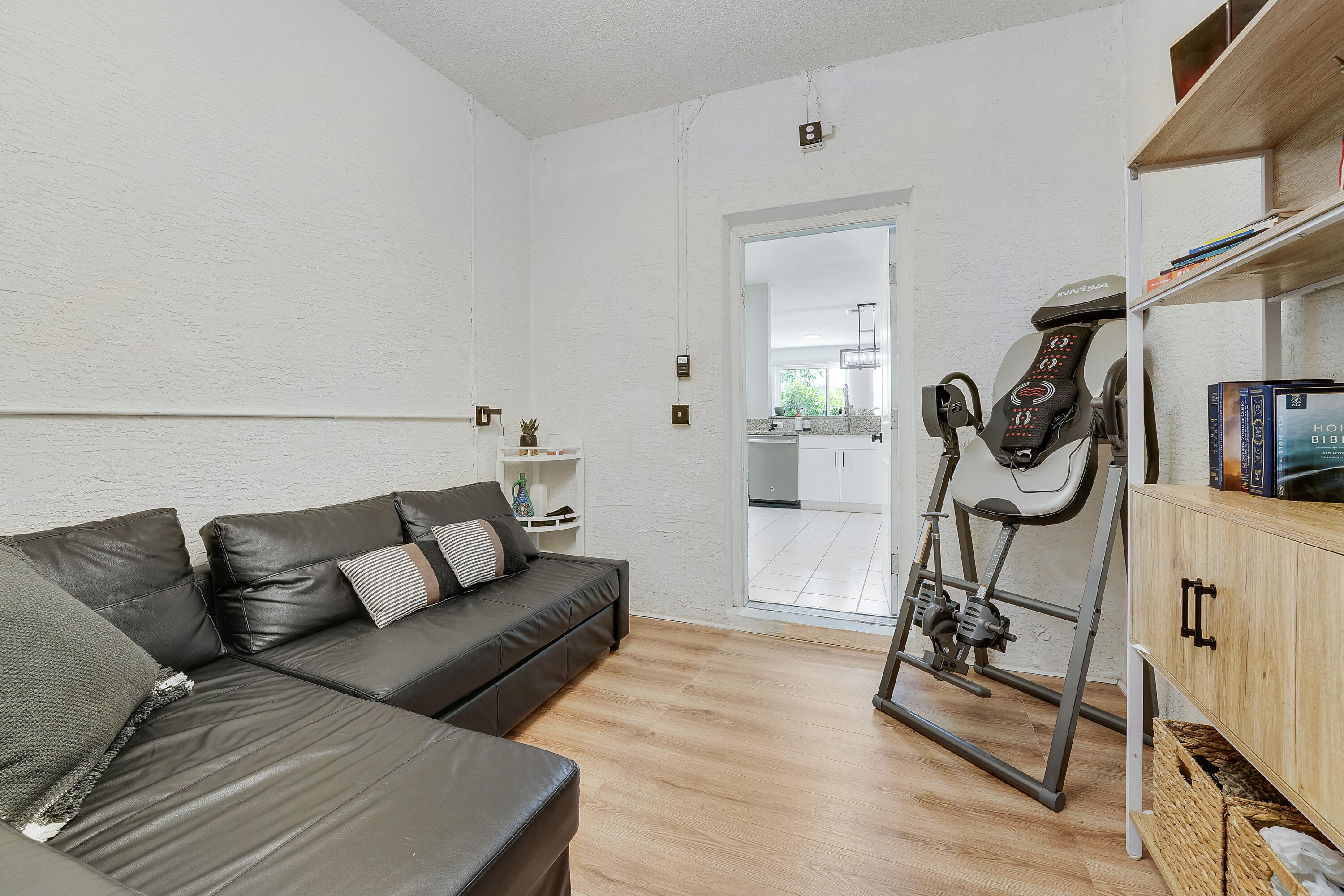 CHARTER CLUB OF PALM BEACH - Residential