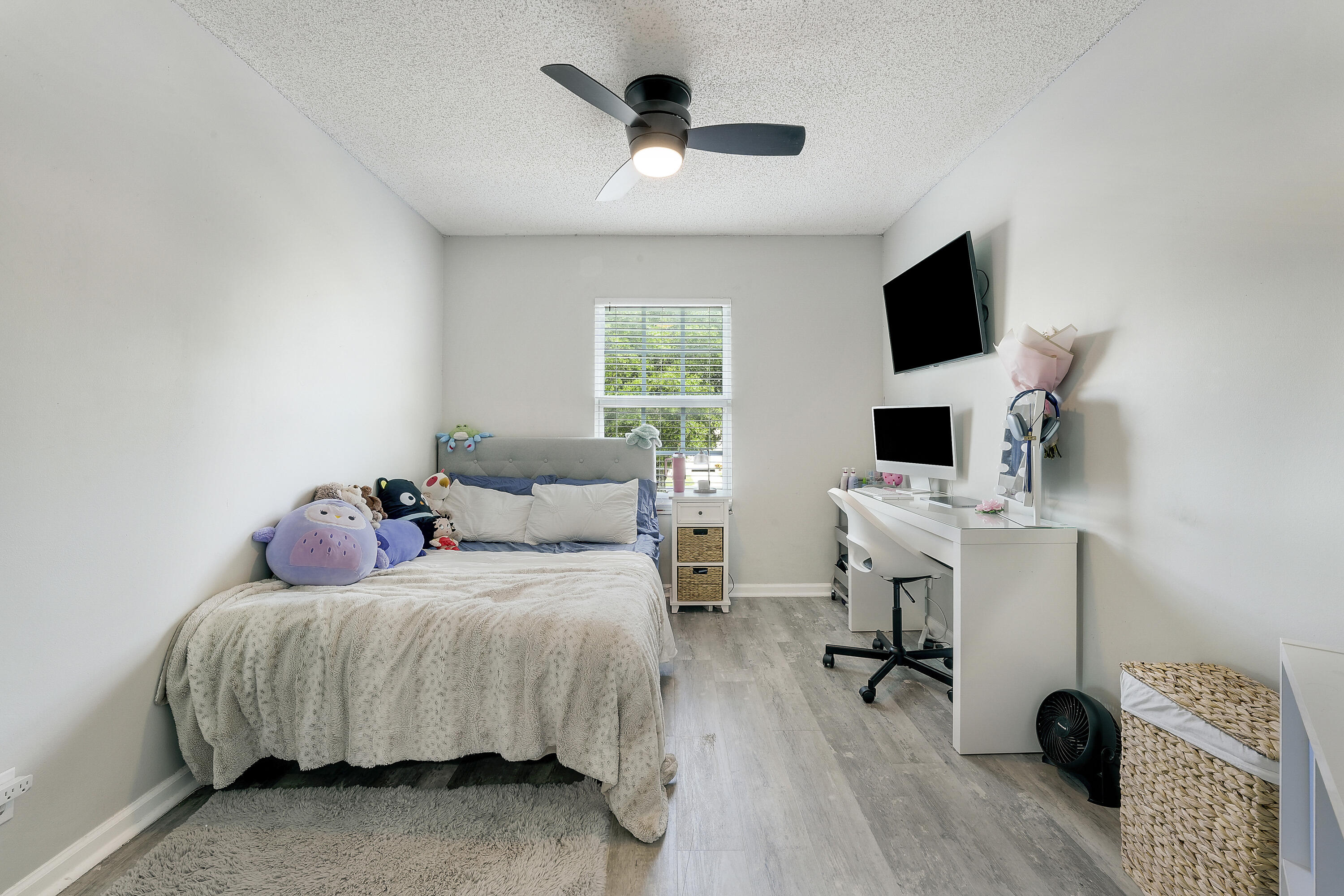 CHARTER CLUB OF PALM BEACH - Residential