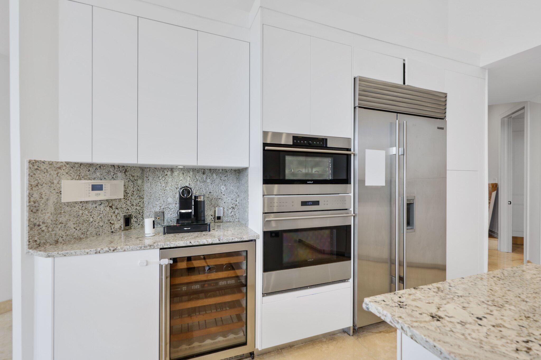 NEWPORT BAY CLUB - Residential