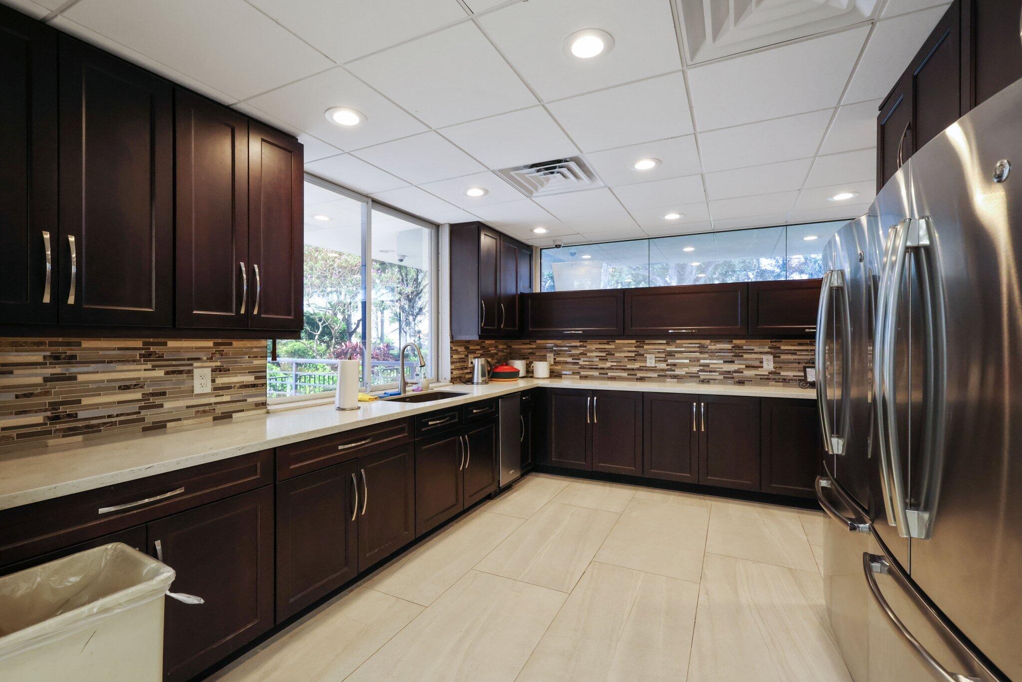 NEWPORT BAY CLUB - Residential