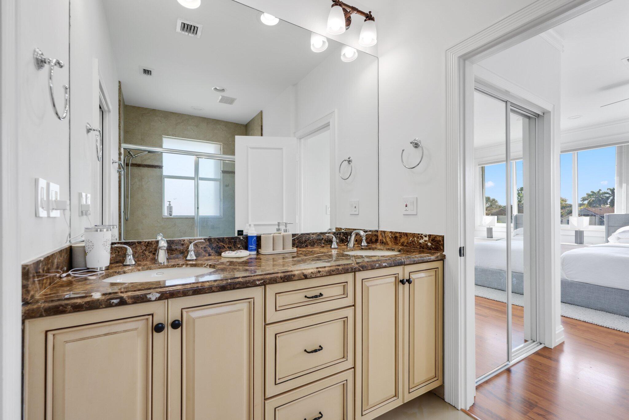 NEWPORT BAY CLUB - Residential