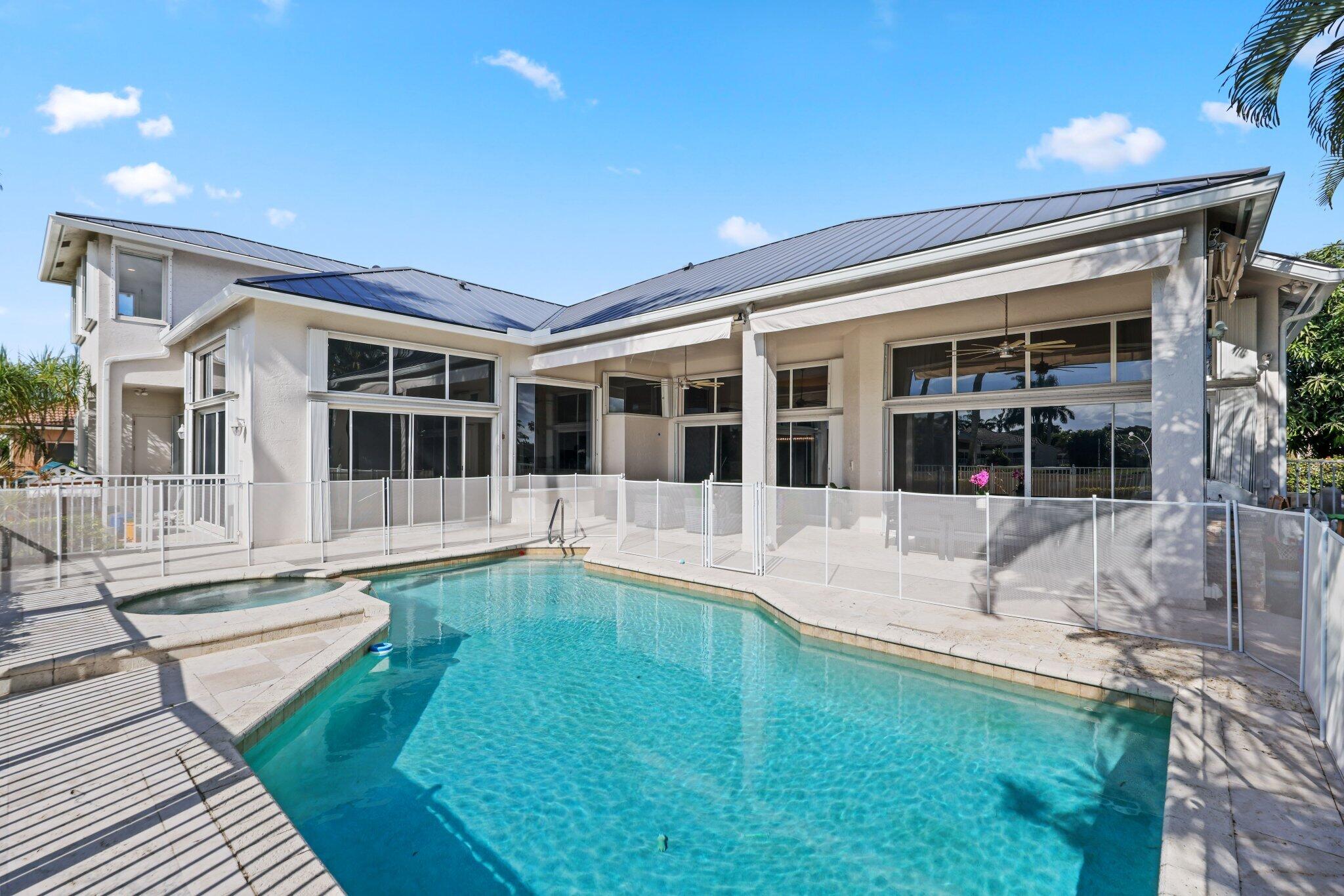 NEWPORT BAY CLUB - Residential